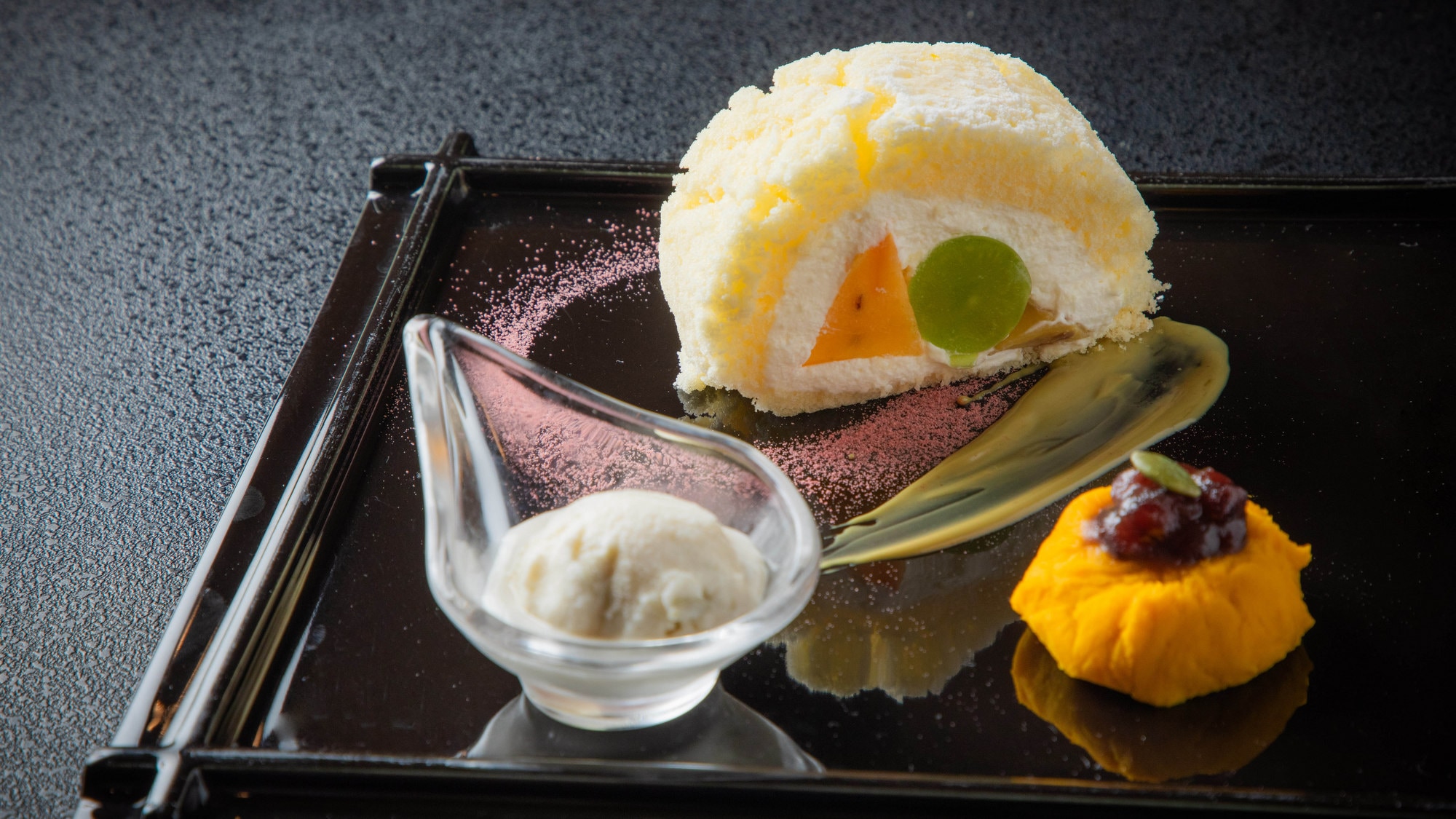 【2025秋】甜品：秋栗、阳光麝香葡萄、柿子、步枪卷