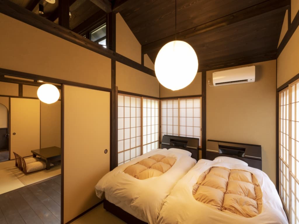 ห้องพักพร้อมอ่างอาบน้ำกึ่งเปิดโล่ง Kanagi 犀