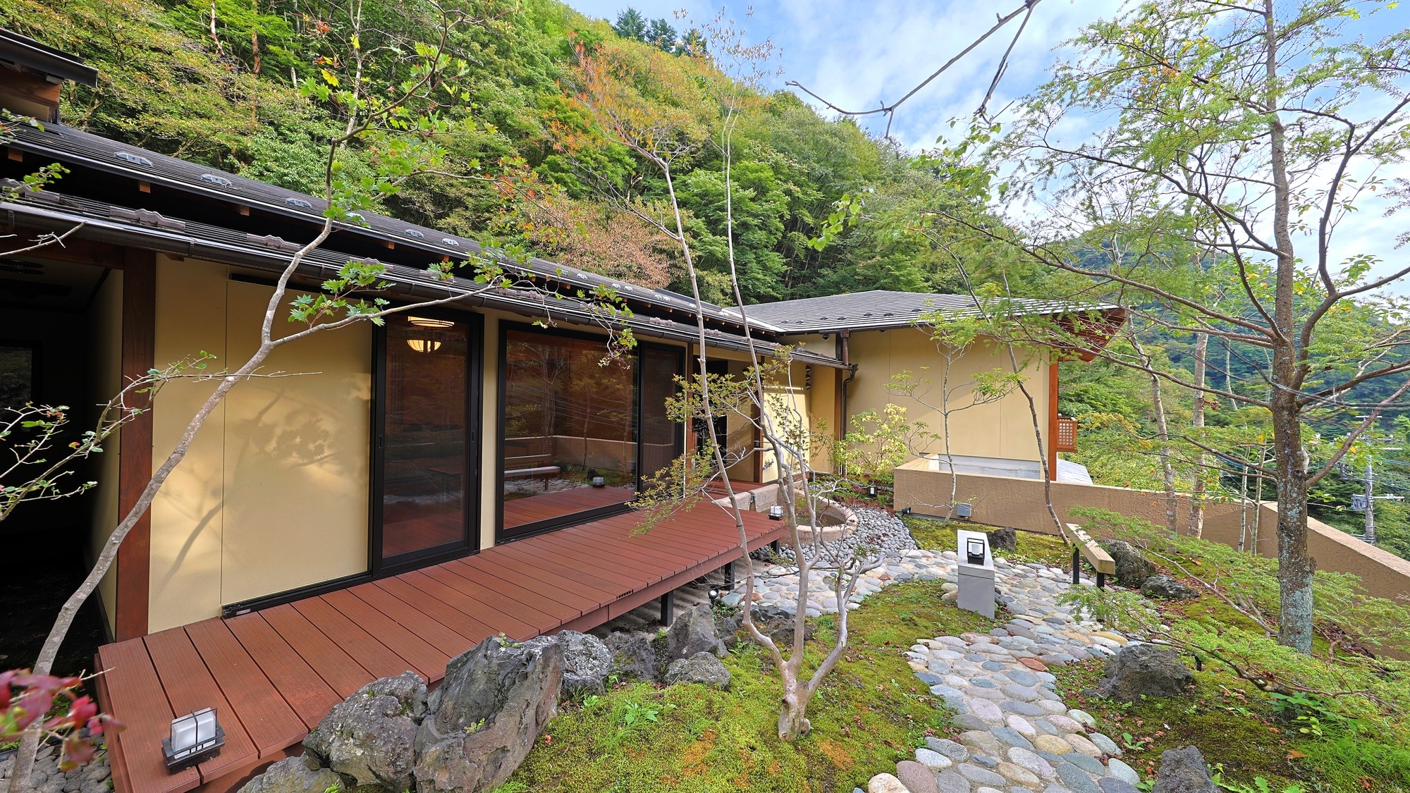 [Sumi] Japanese-Western room with garden open-air bath (Main building Tsuruya)