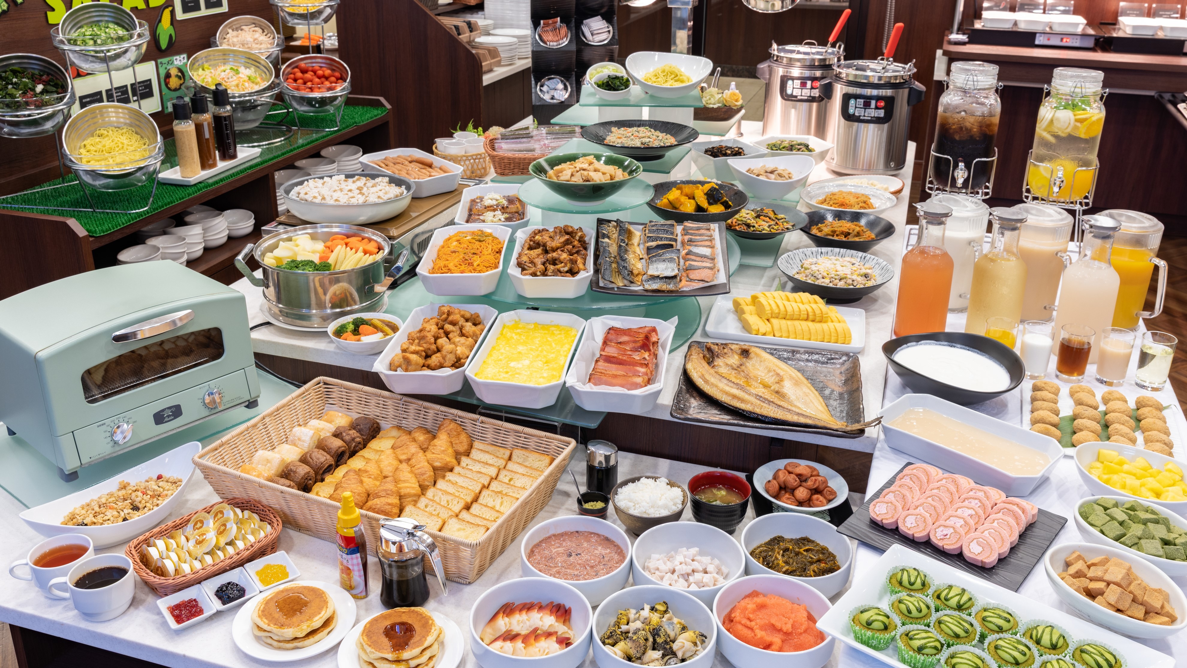 Breakfast buffet