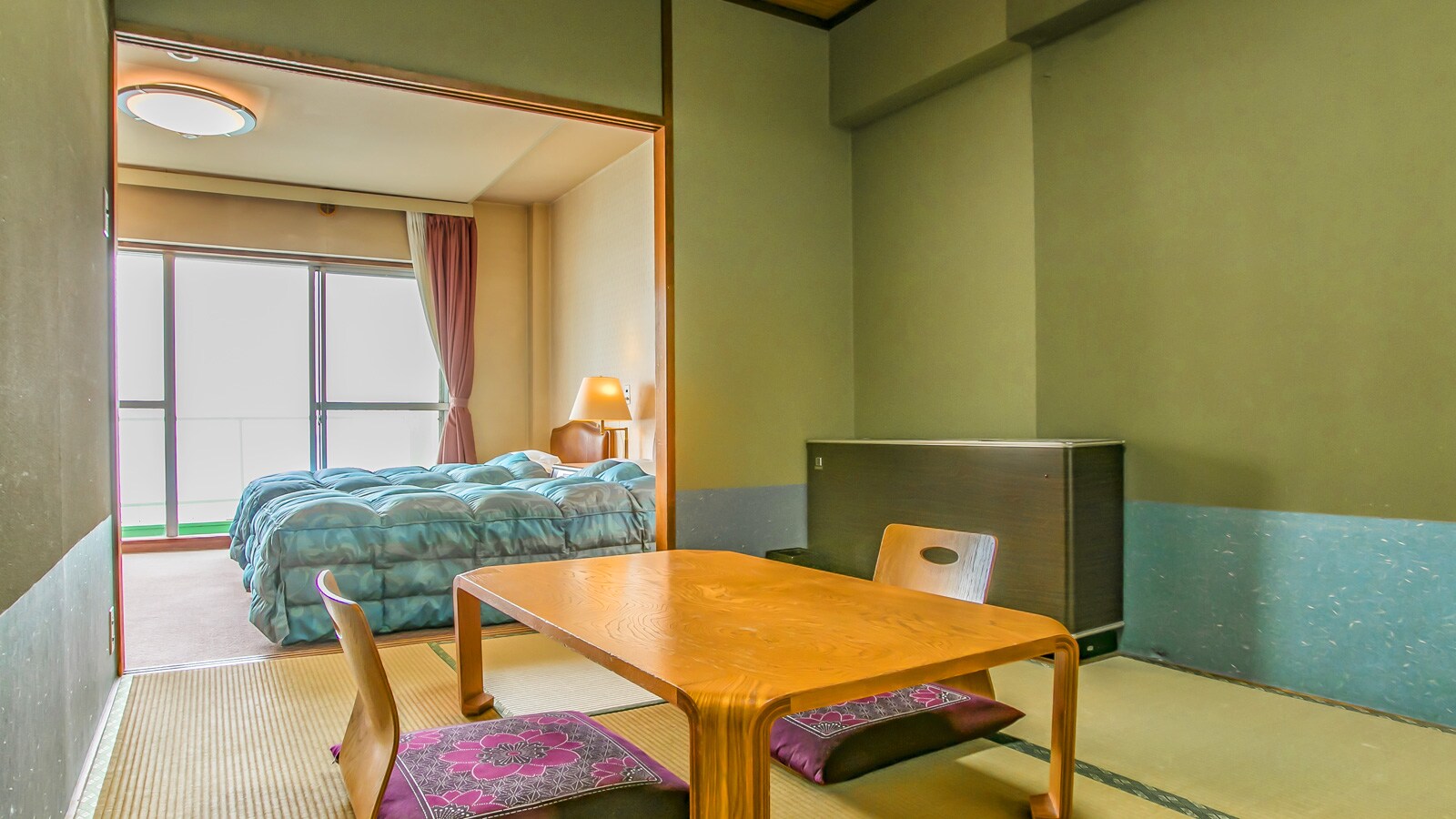[Rooms] ≪Ocean Front≫ Japanese-style room 6 tatami mats + Western-style room twin 50㎡ 2-5F