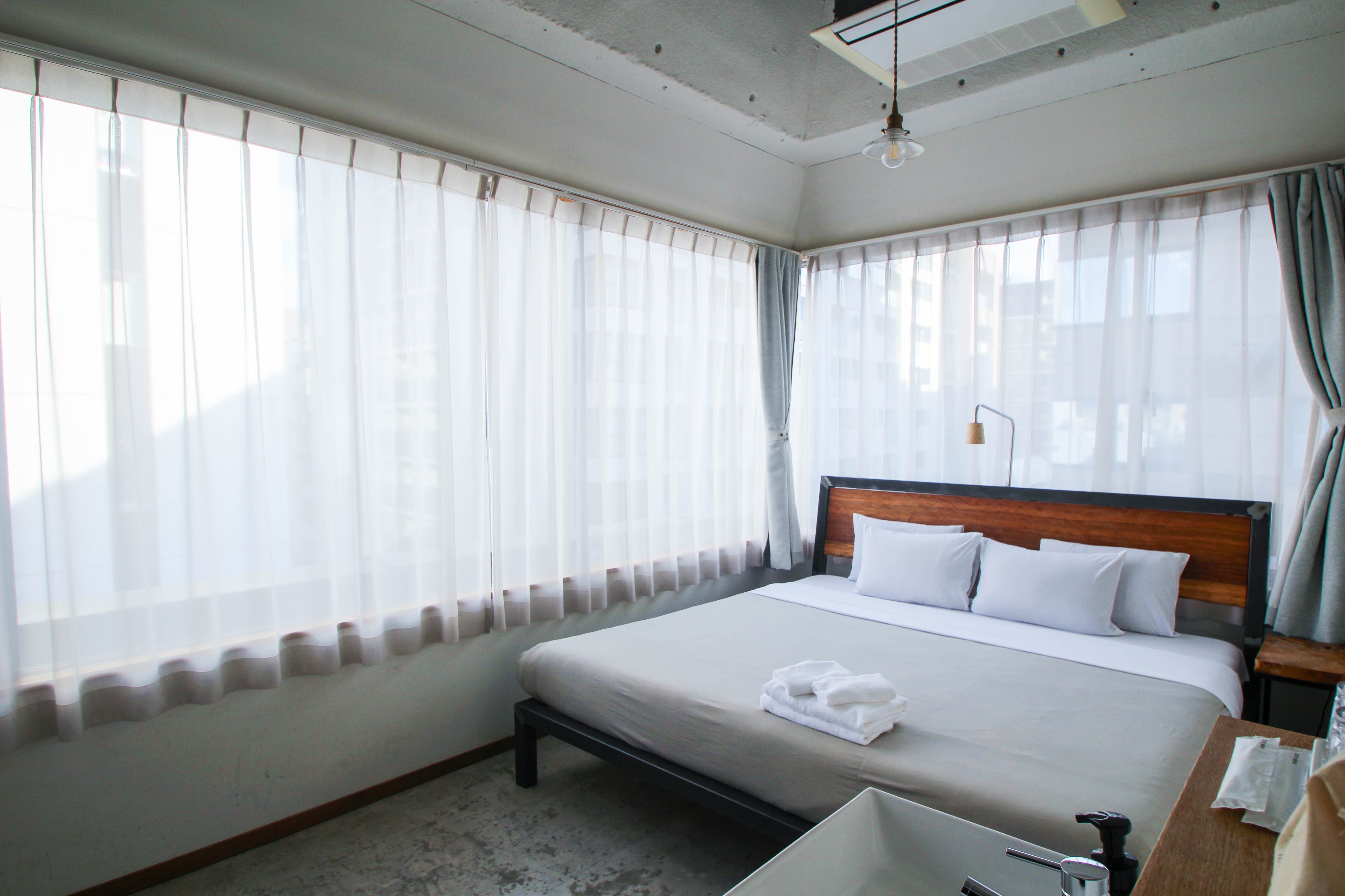 Large King Double Bedroom