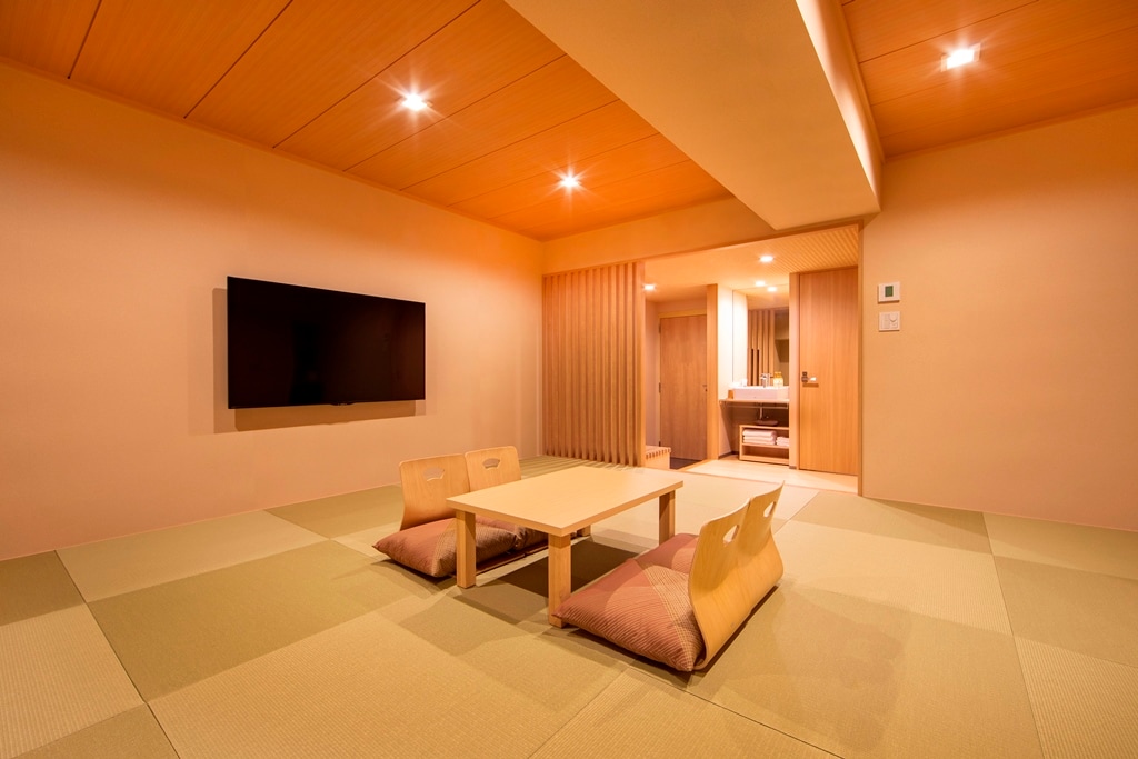Japanese family room (for 6 people)