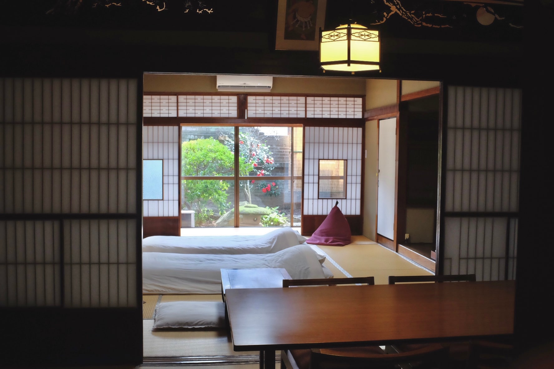 Ruang tamu utama "Tochigiyama" memiliki total 20 tikar tatami di ruang utama dan ruang tunggu.