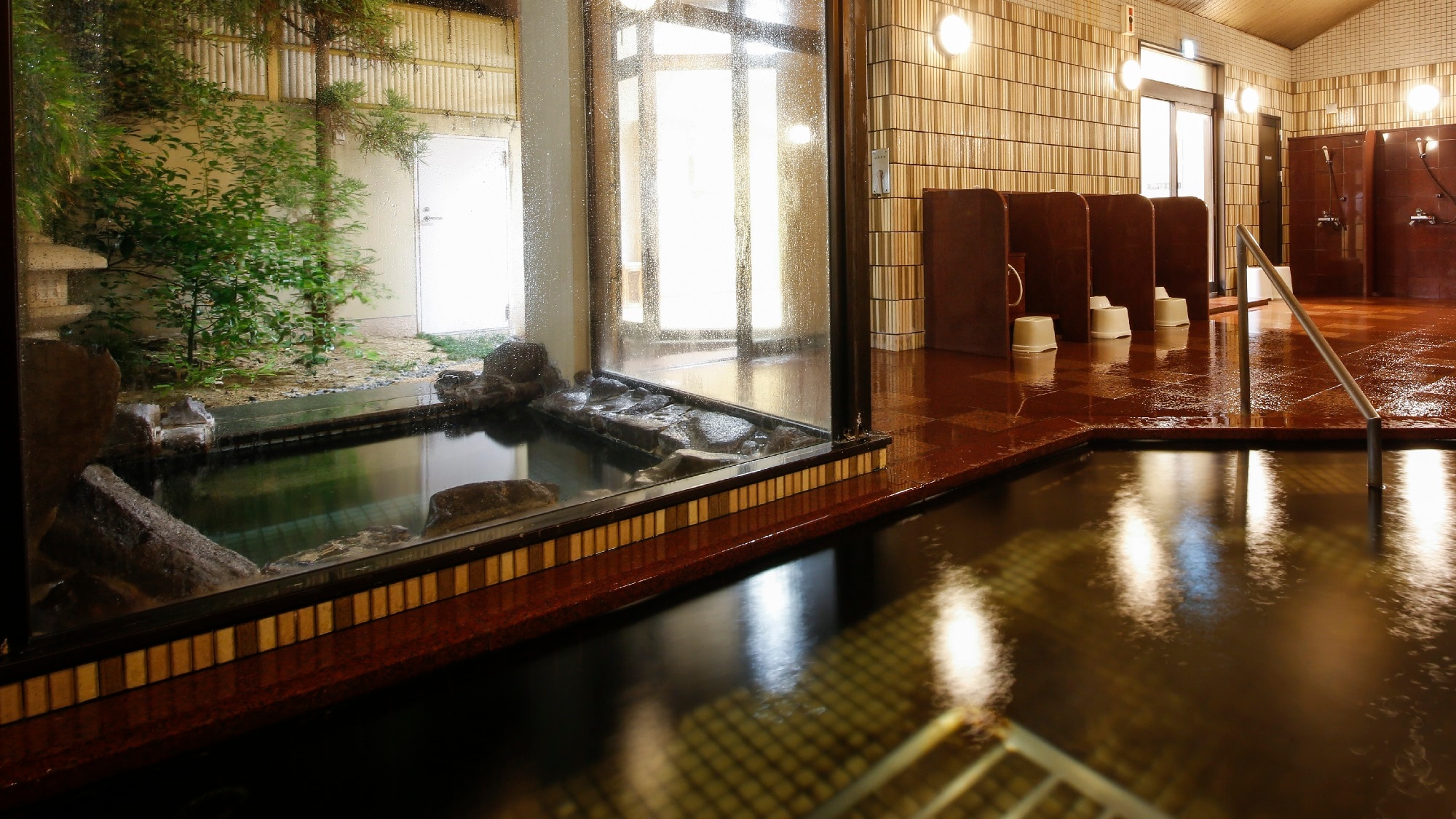 Ako Onsen Satsukinoyu: Phòng tắm dành cho nam
