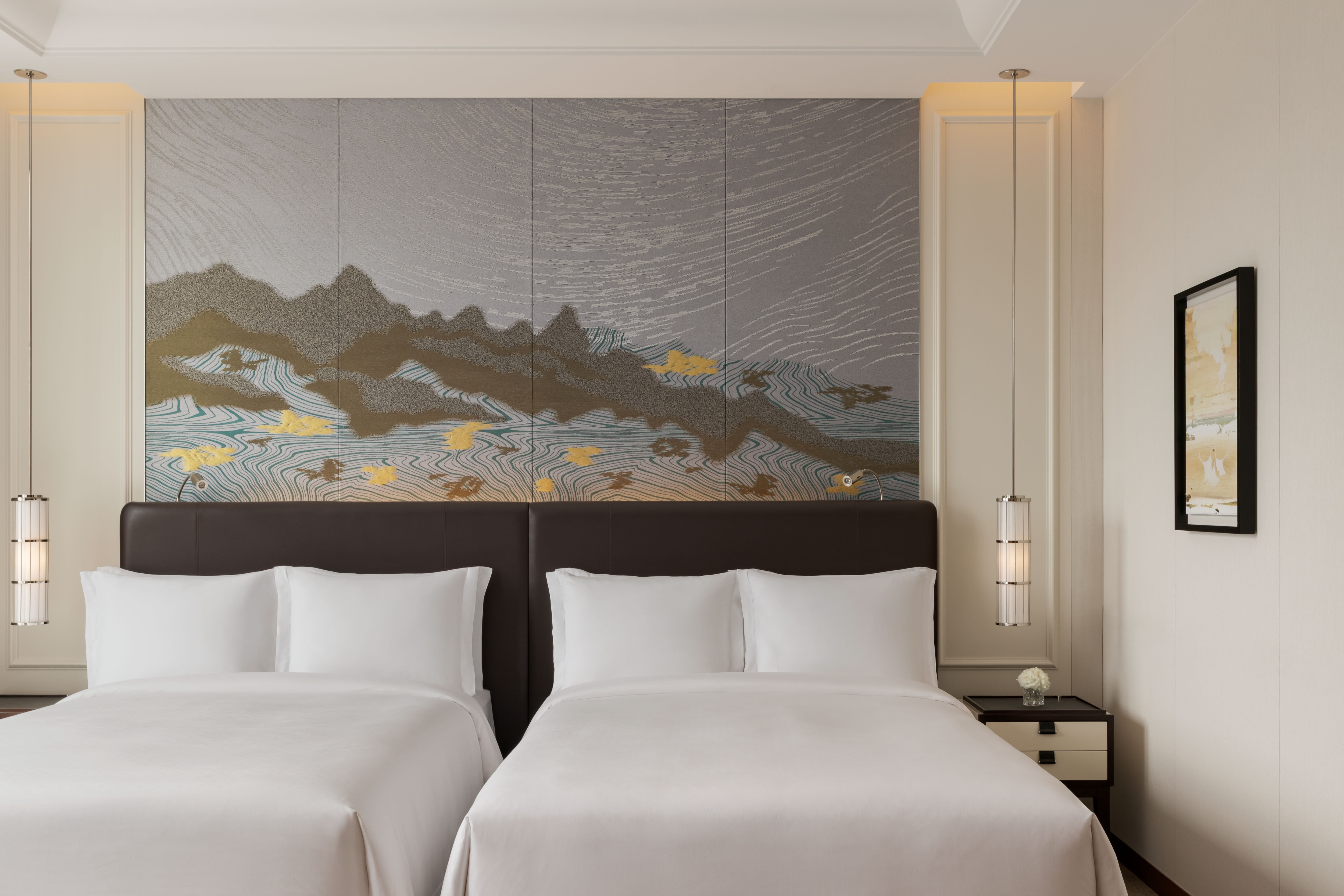 Deluxe Twin Room (43 sq m)