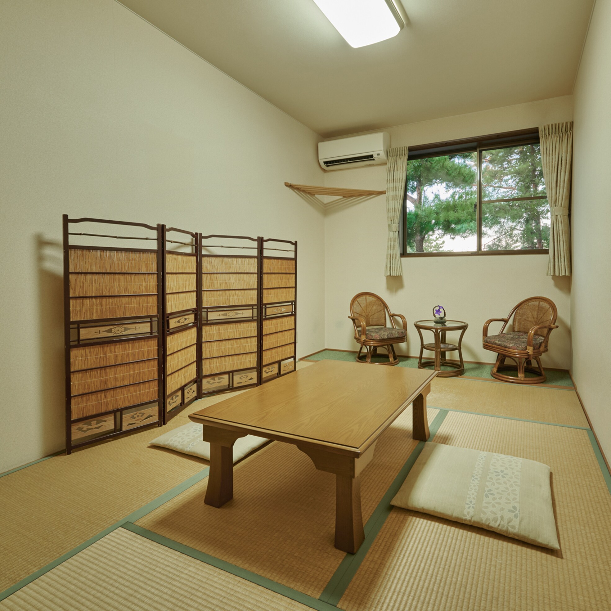 ห้องพักแบบญี่ปุ่น 6 เสื่อทาทามิ + ระเบียง - สำหรับ 2 ท่าน