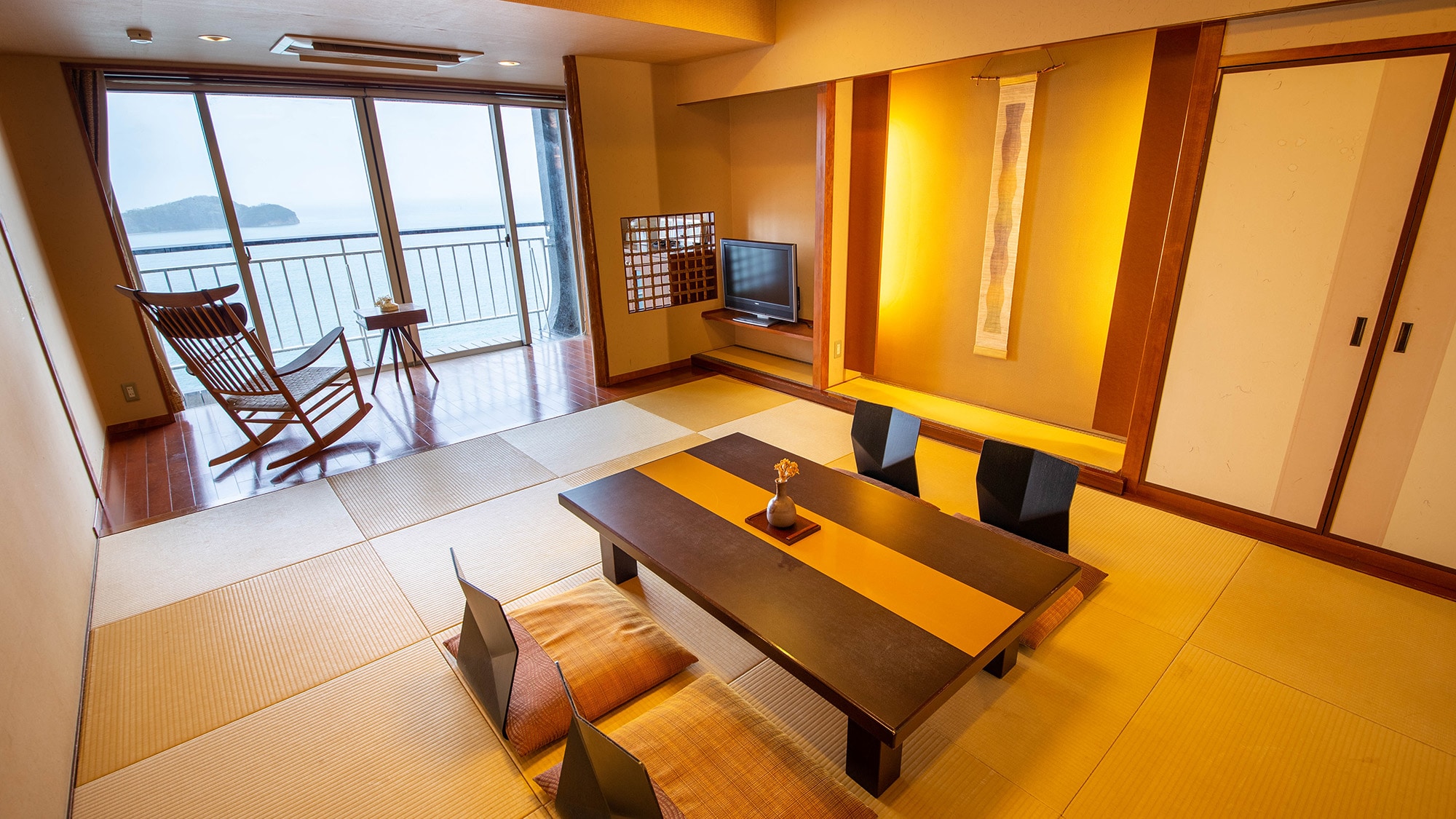 Superb ocean view DX Japanese style room 10 tatami mats