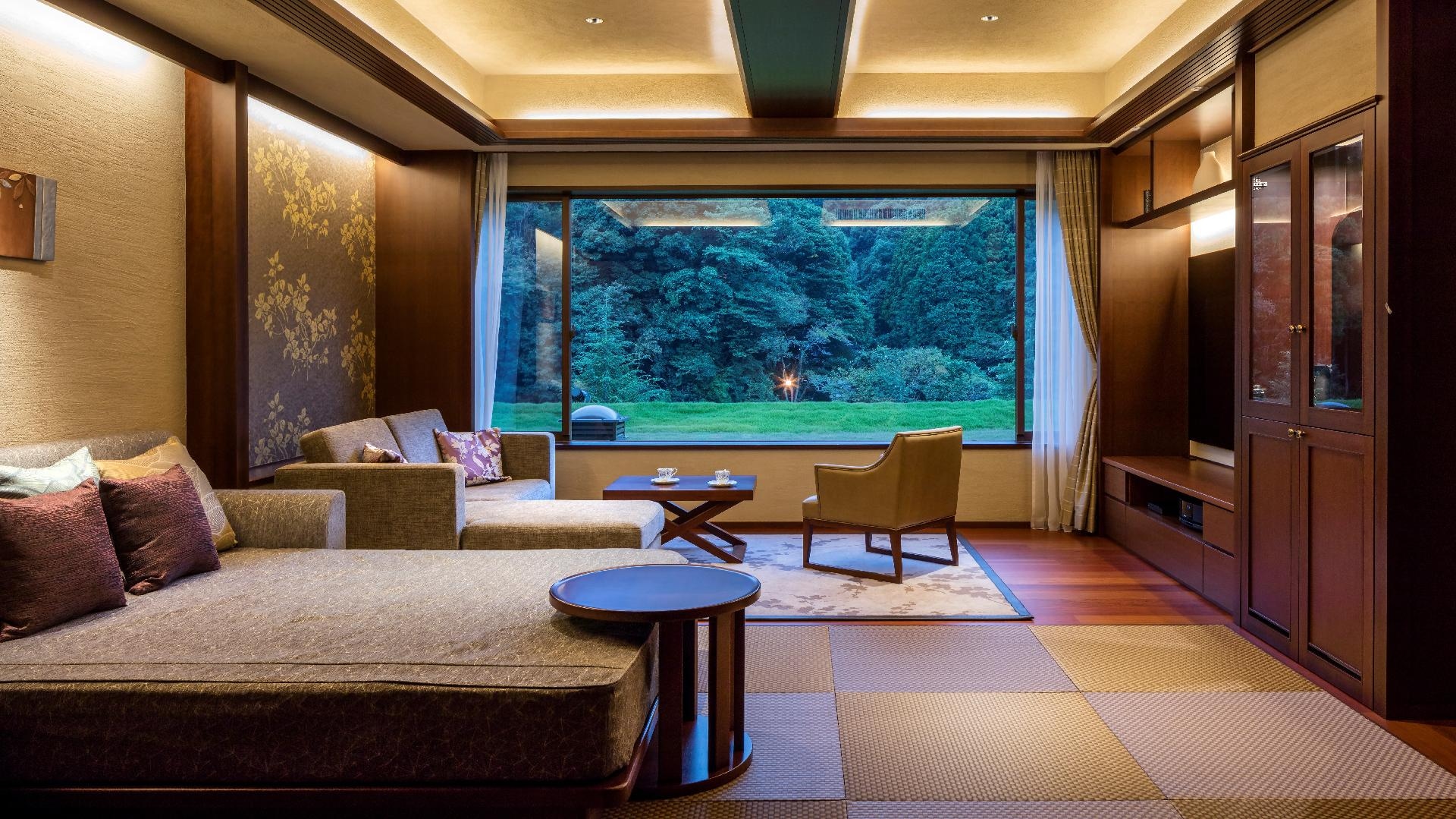 Premium Suite A with open-air bath on the mountain side