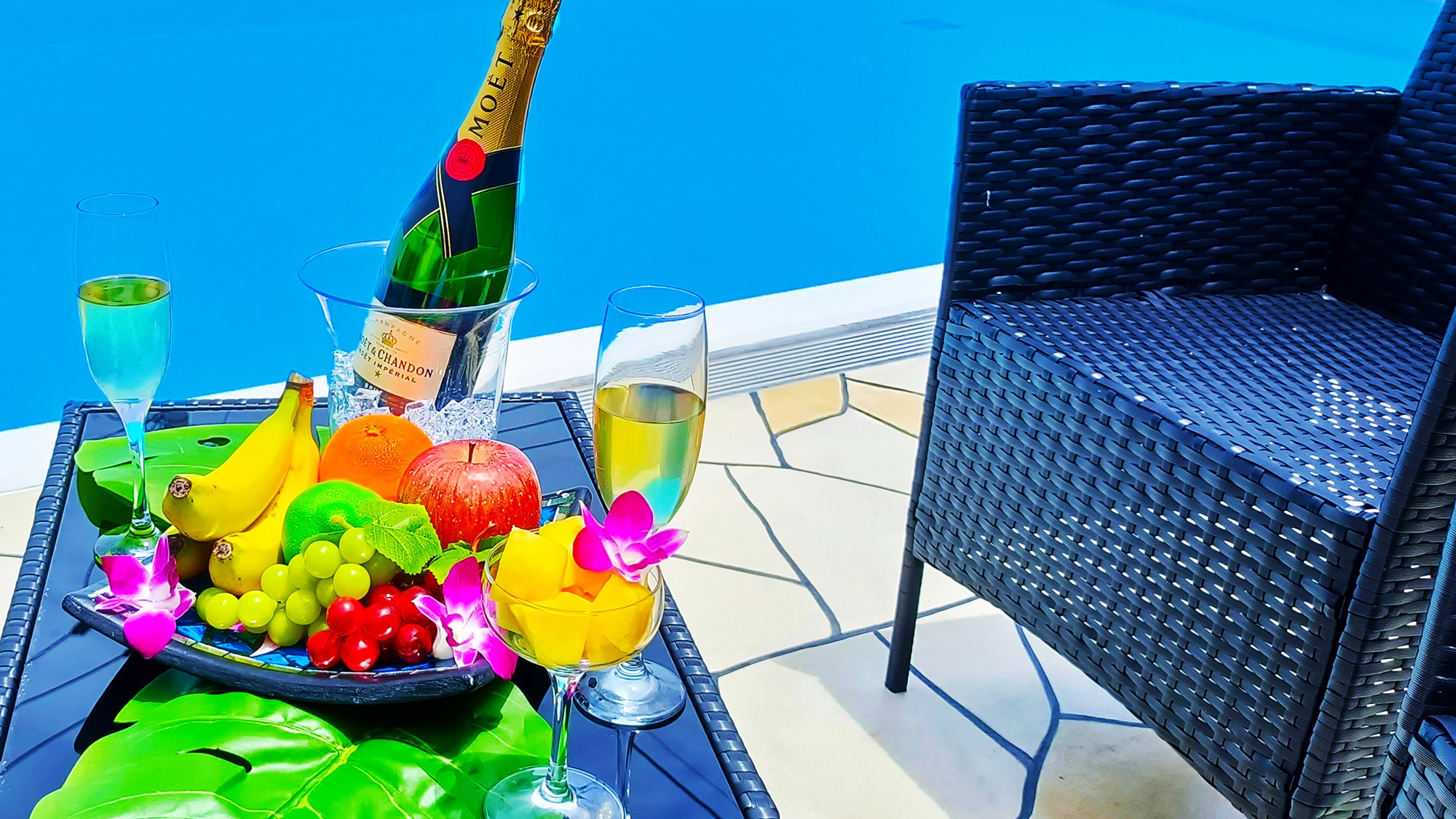 [Executive] Sit back in a chair and relax. The luxury of doing nothing.