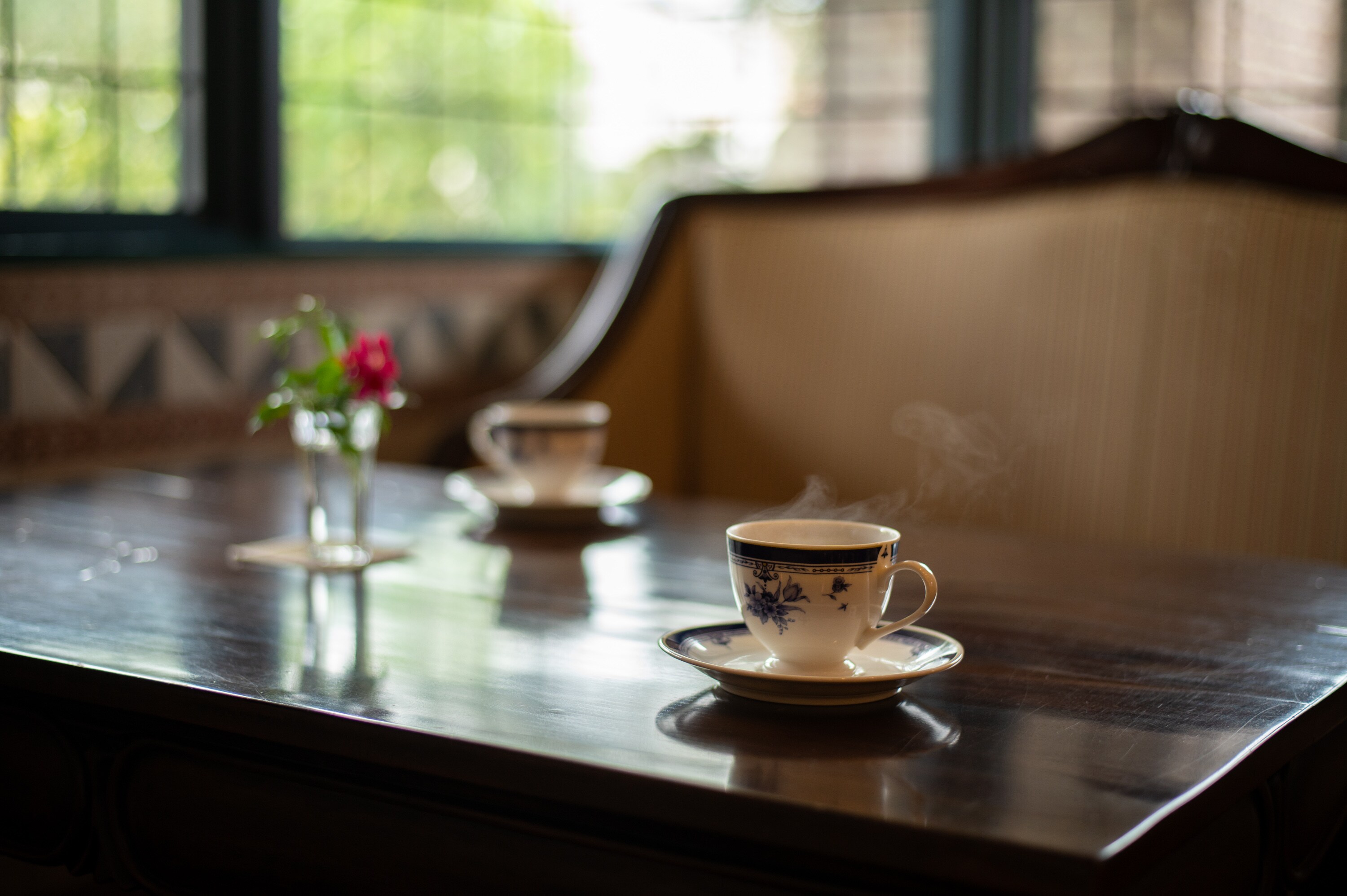 [Coffee Corner] How about some aromatic, freshly brewed coffee to start your morning off right or to relax?