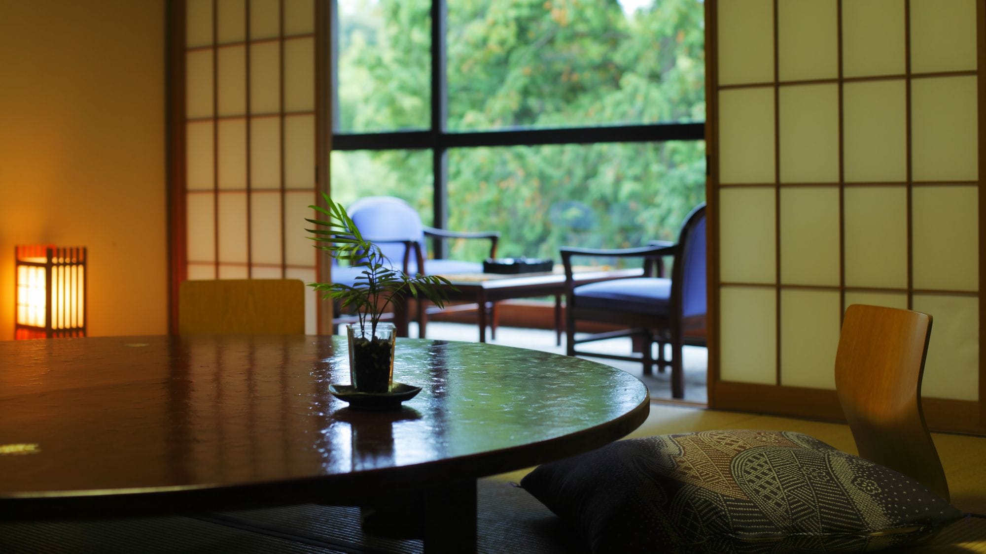 [Phòng kiểu Nhật Midori no Ridge] Hình ảnh căn phòng sườn núi có hiên rộng và bồn tắm
