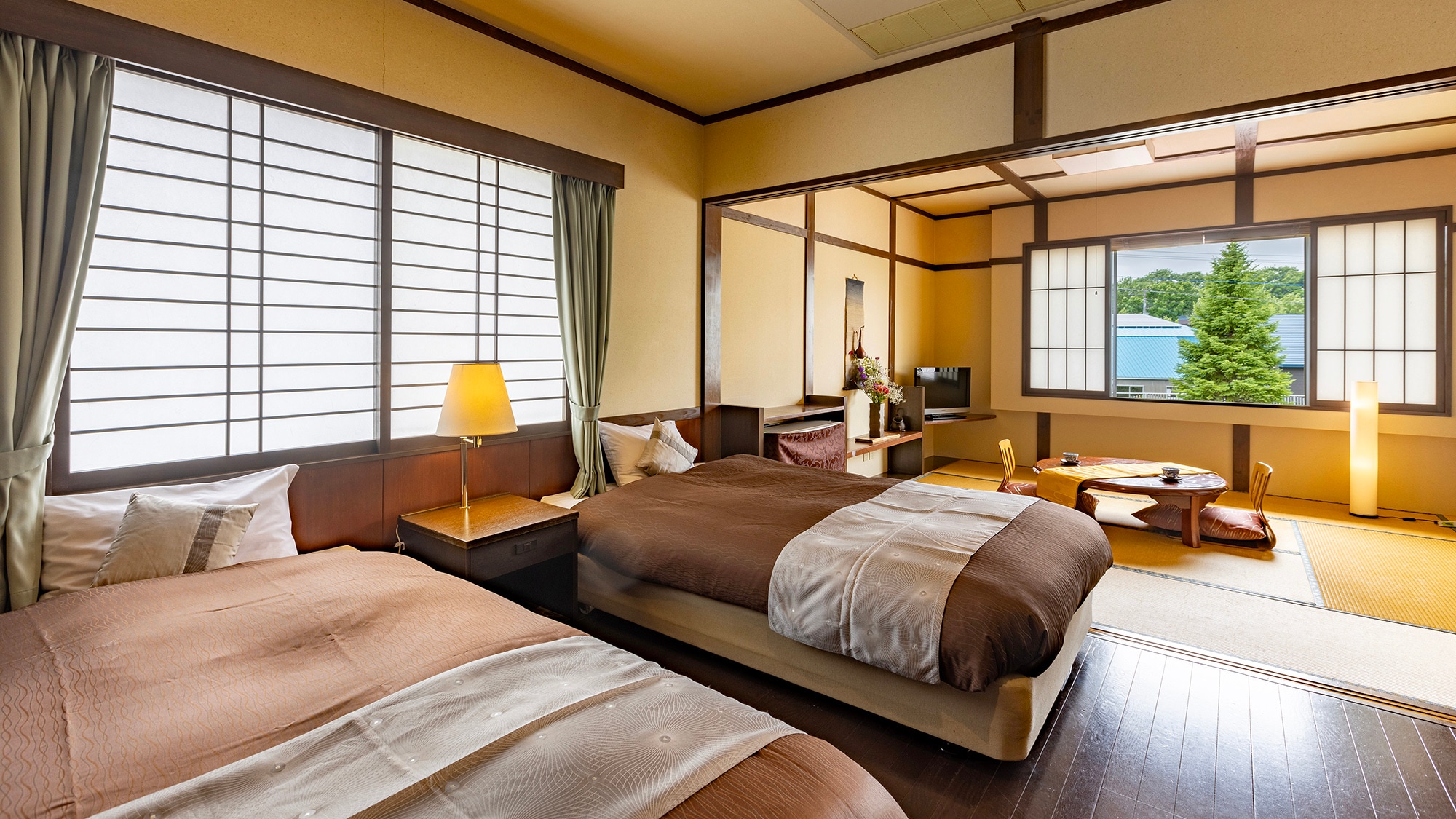 ■Guaranteed private semi-open-air bath■Deluxe Twin◇Kagaribi◇＜City side＞