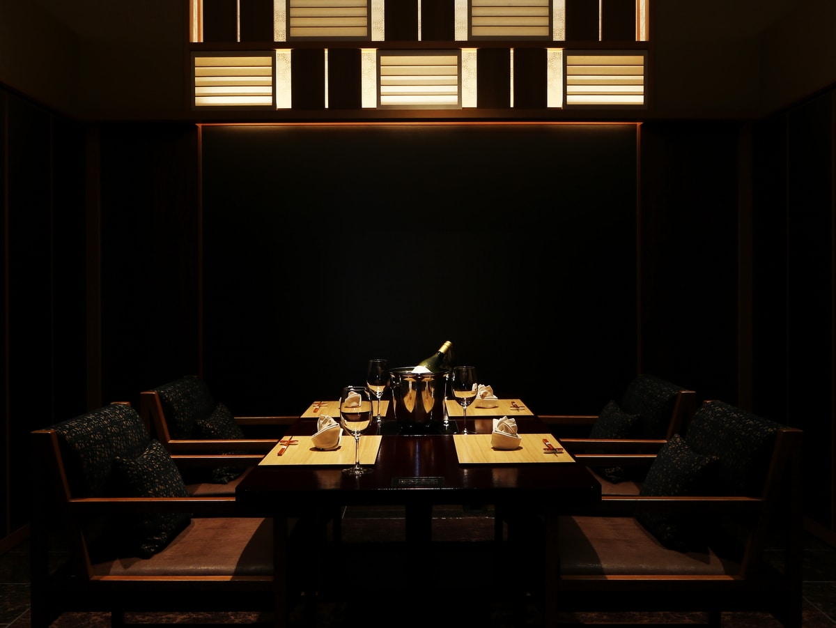 Chef's Room Semi-private room