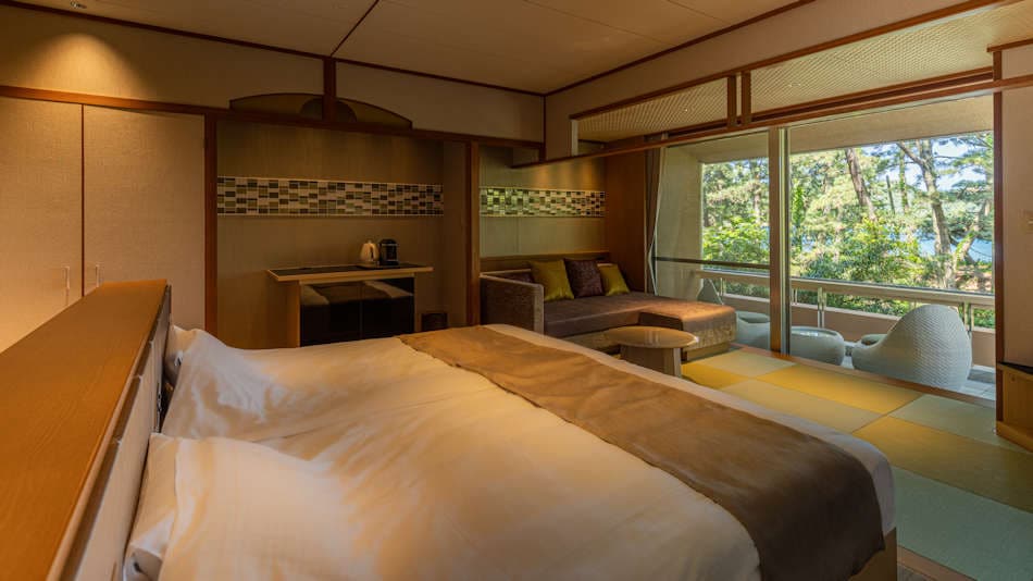 Executive twin guest room with open-air hot spring bath "Nagine nagine