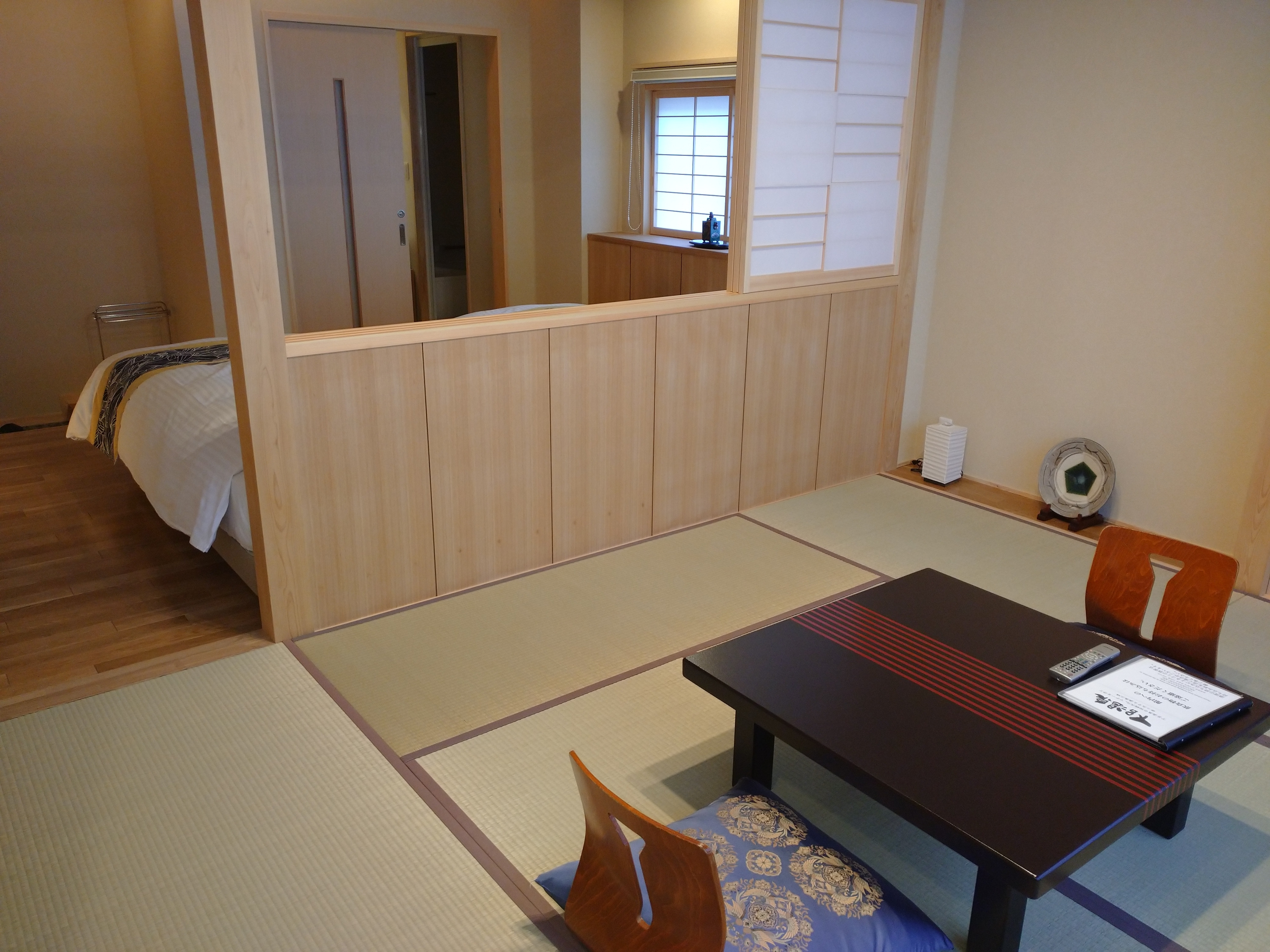 Kamar bergaya Jepang-Barat selesai pada Februari 2023 [dengan pemandian air panas]