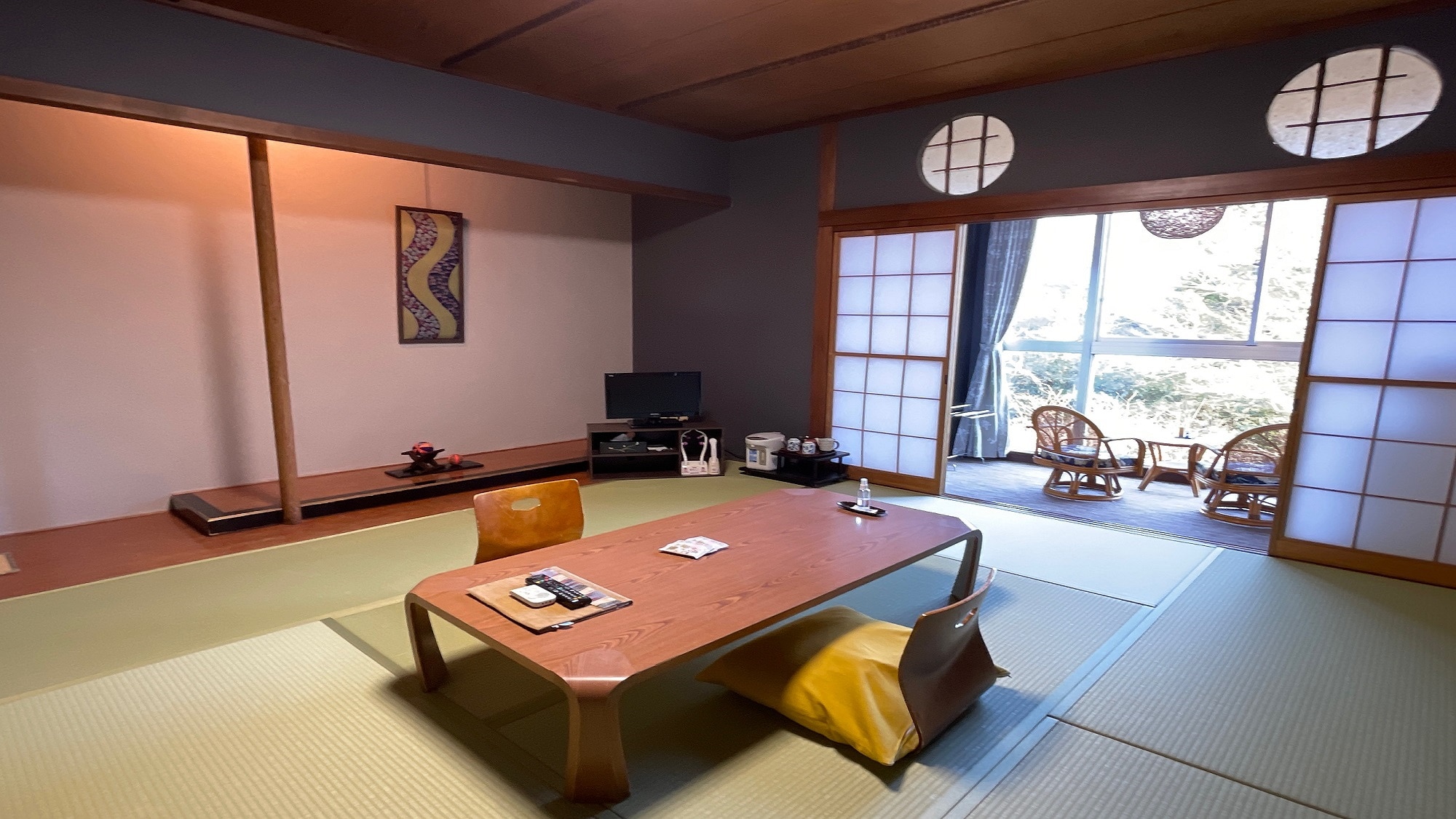 Japanese-style room 10 tatami mats (non-smoking)