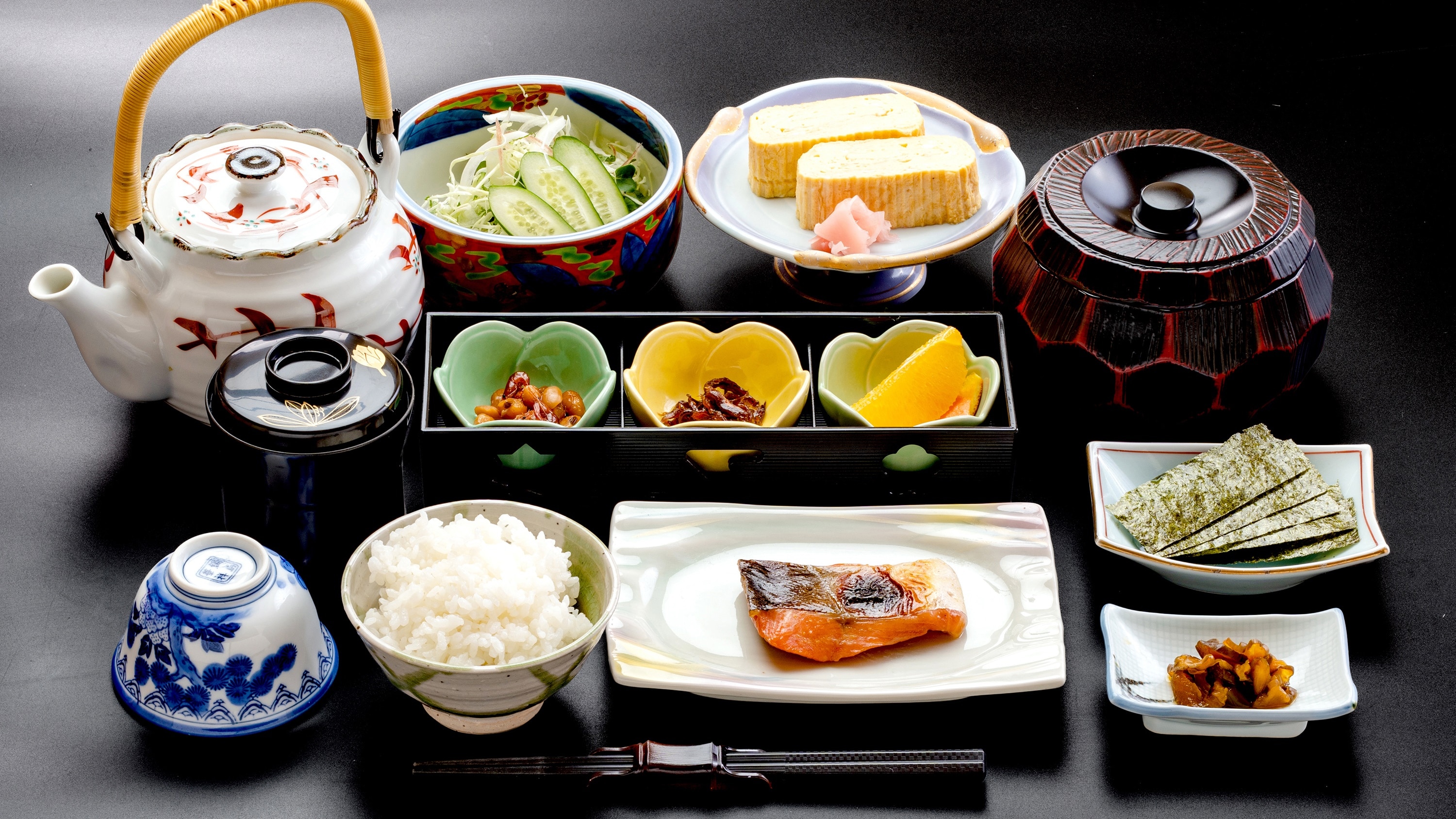 ※【早餐範例】我們將為您準備清爽的日式早餐,讓您醒來時能享受到對身體無害的早餐。