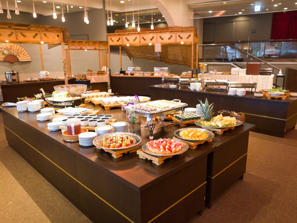 Buffet (ví dụ bữa tối)