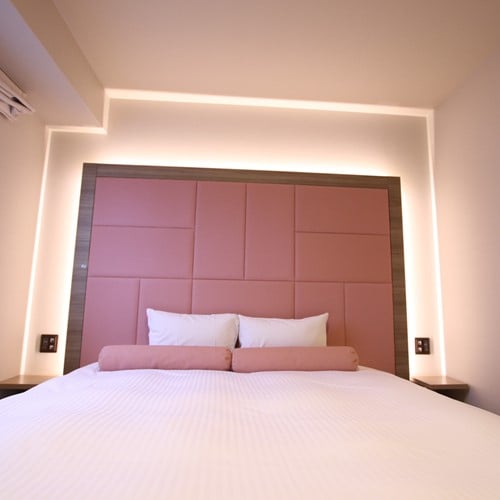 Double room (recommended for one couple ♪)