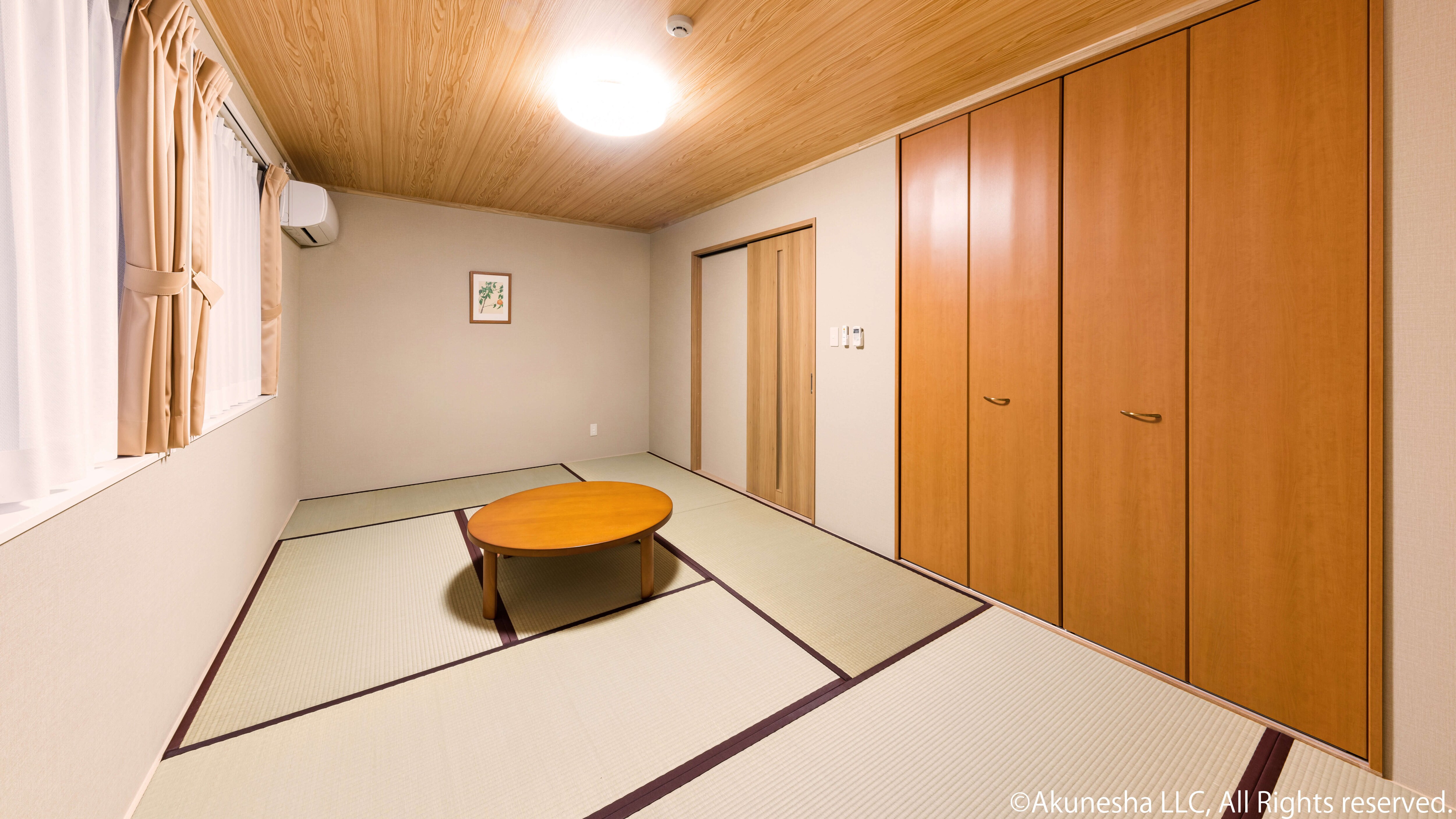 Japanese-style room 9 tatami mats at night
