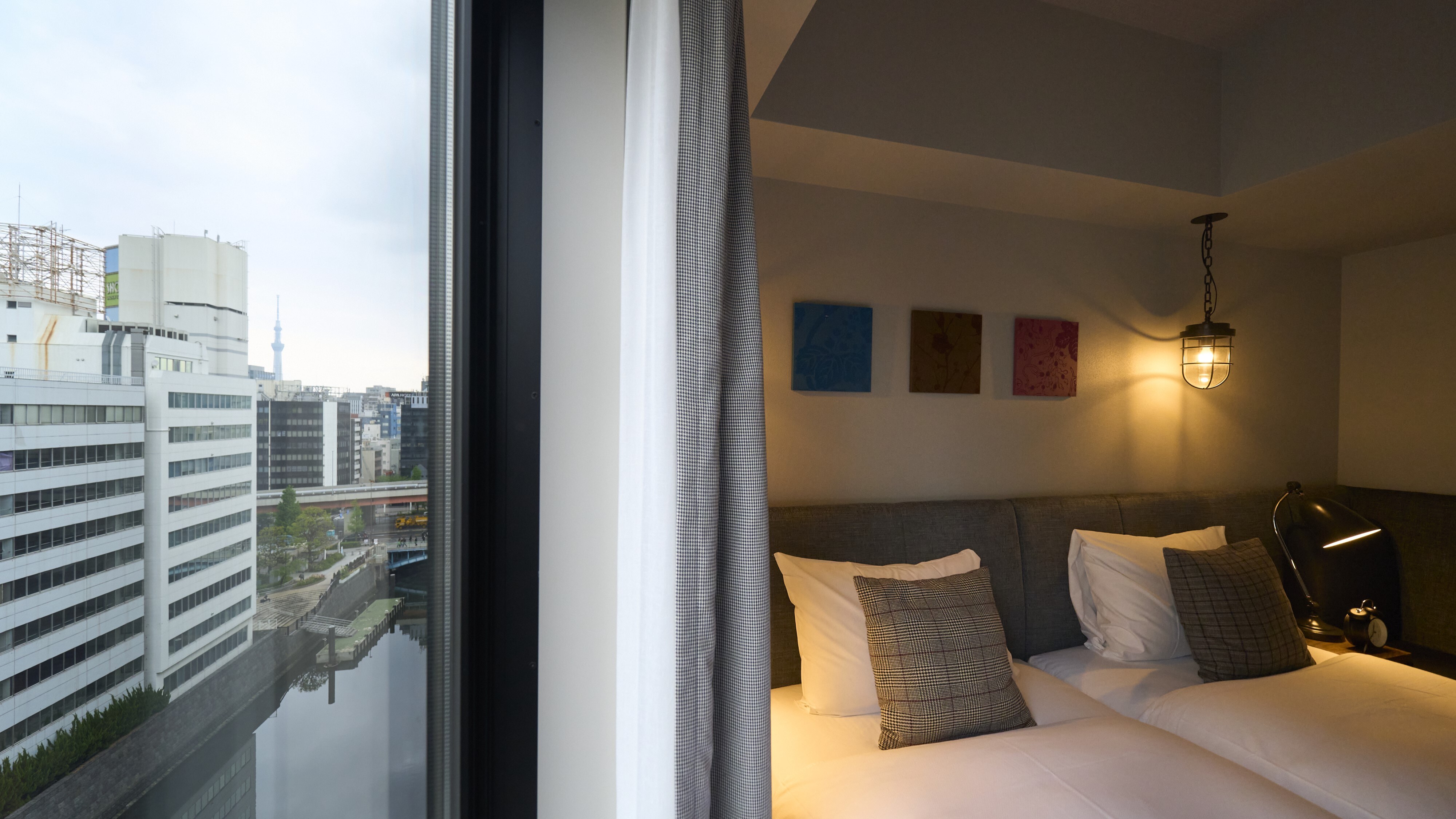 【雙床間】1~2人，17平方米，床寬100cm×2床