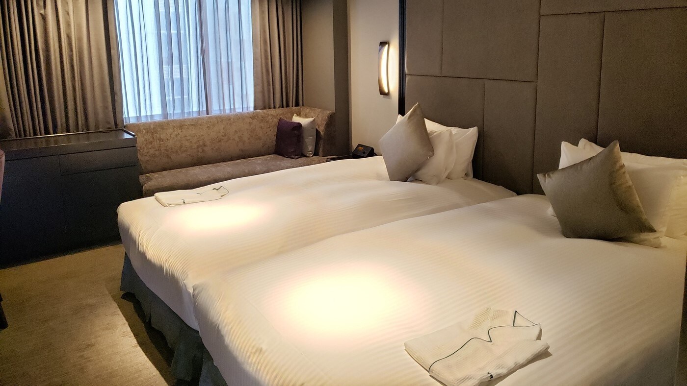 標準雙床房（白天）