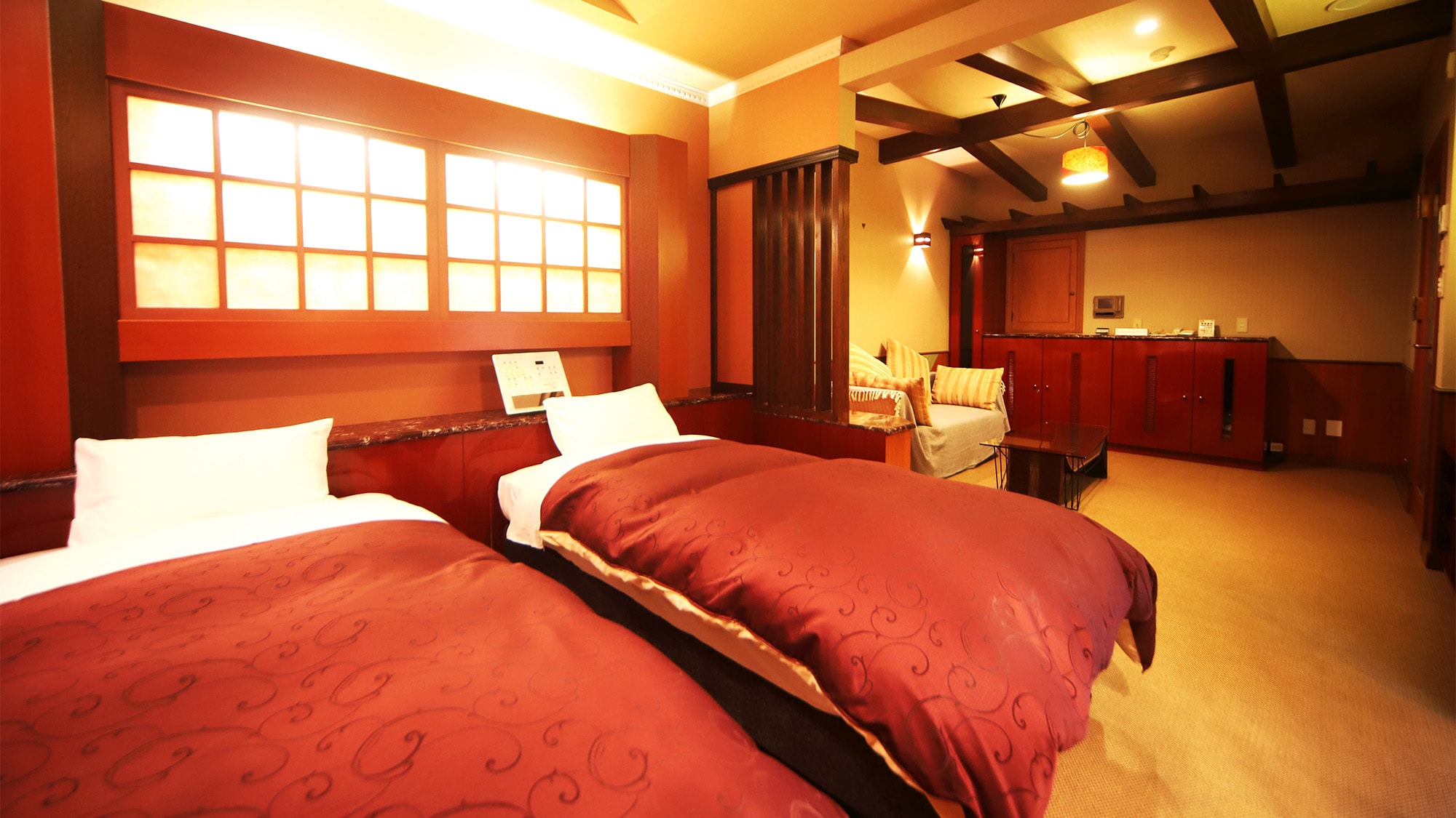 ・ One example of a room: Twin room, spacious 31 square meters, single & times; 2 units installed!