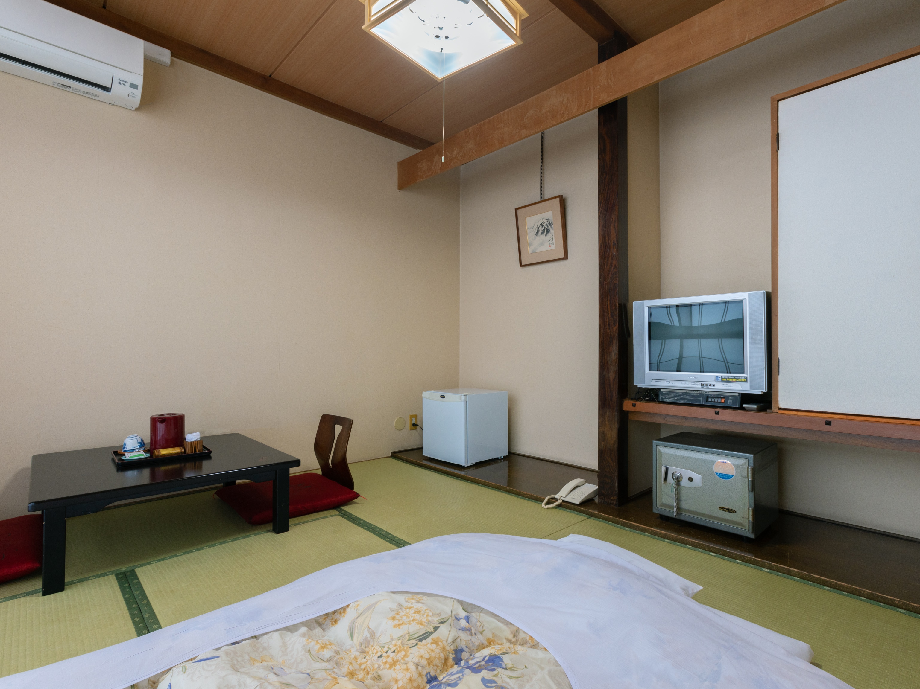 Japanese-style double room
