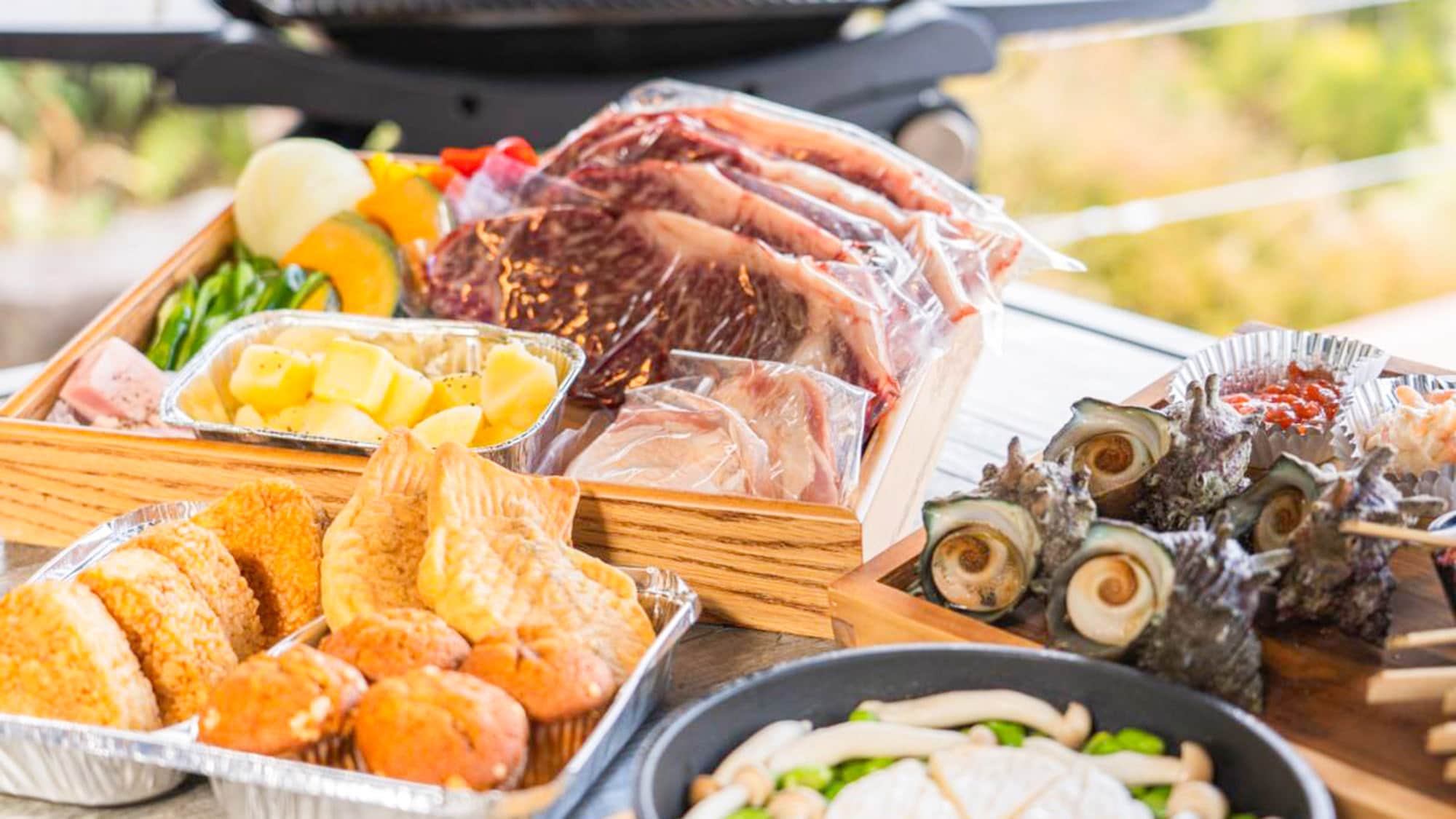 ・[BBQ tiêu chuẩn (ví dụ)] Bạn có thể thưởng thức cả hải sản và thịt.