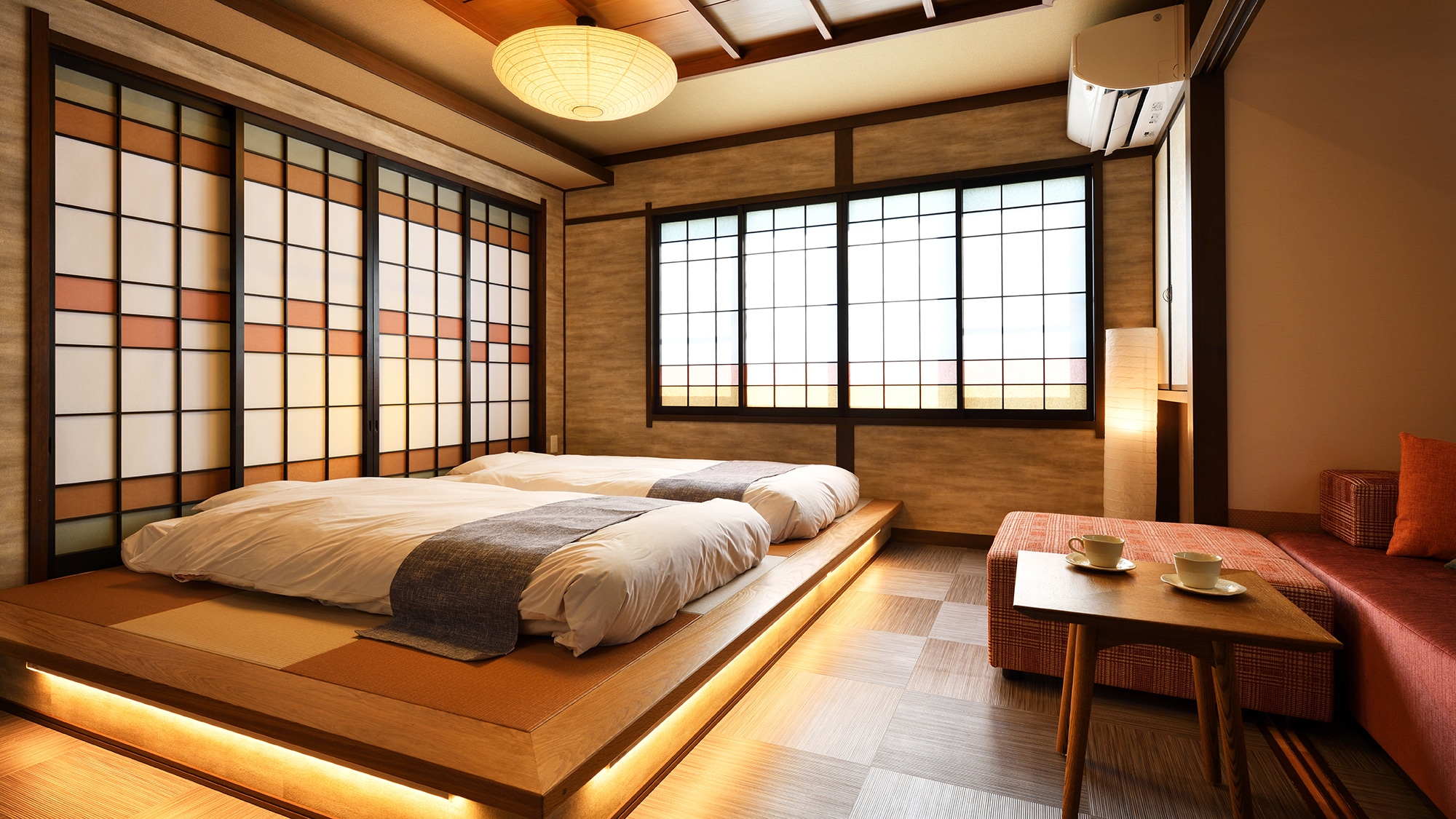 [Harutsugesou] A corner room with a relaxing Japanese-Western style room, a Jacuzzi bath, and a terrace with a view of the stars.