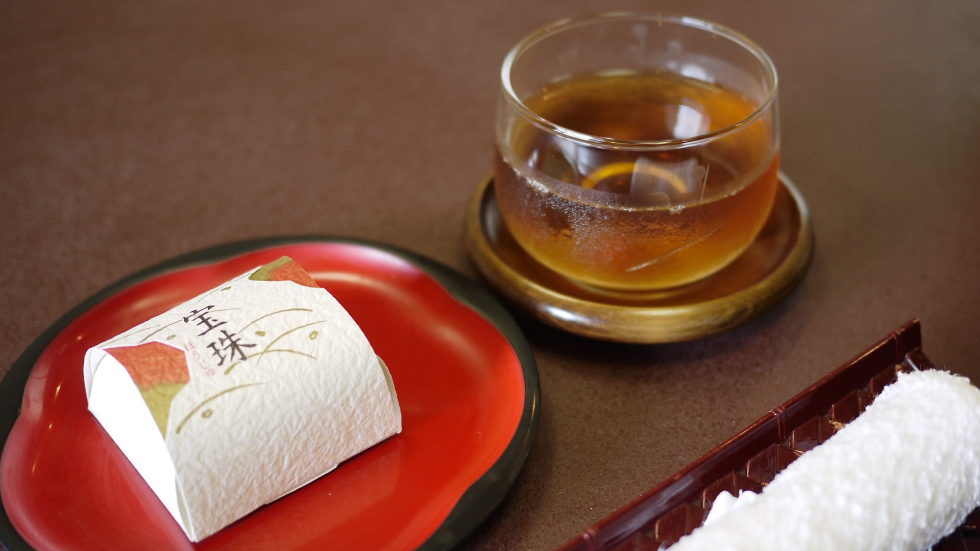 * Room image: Tea confectionery