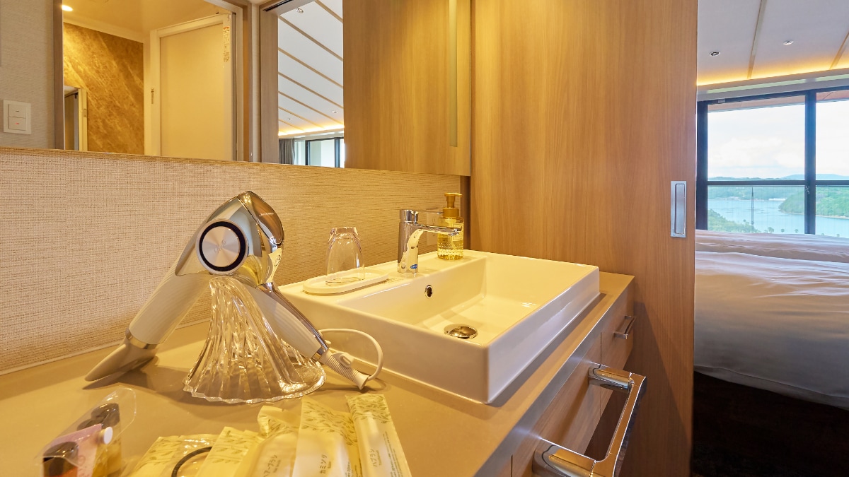 Setouchi Suite / Dilengkapi dengan pengering rambut Refa