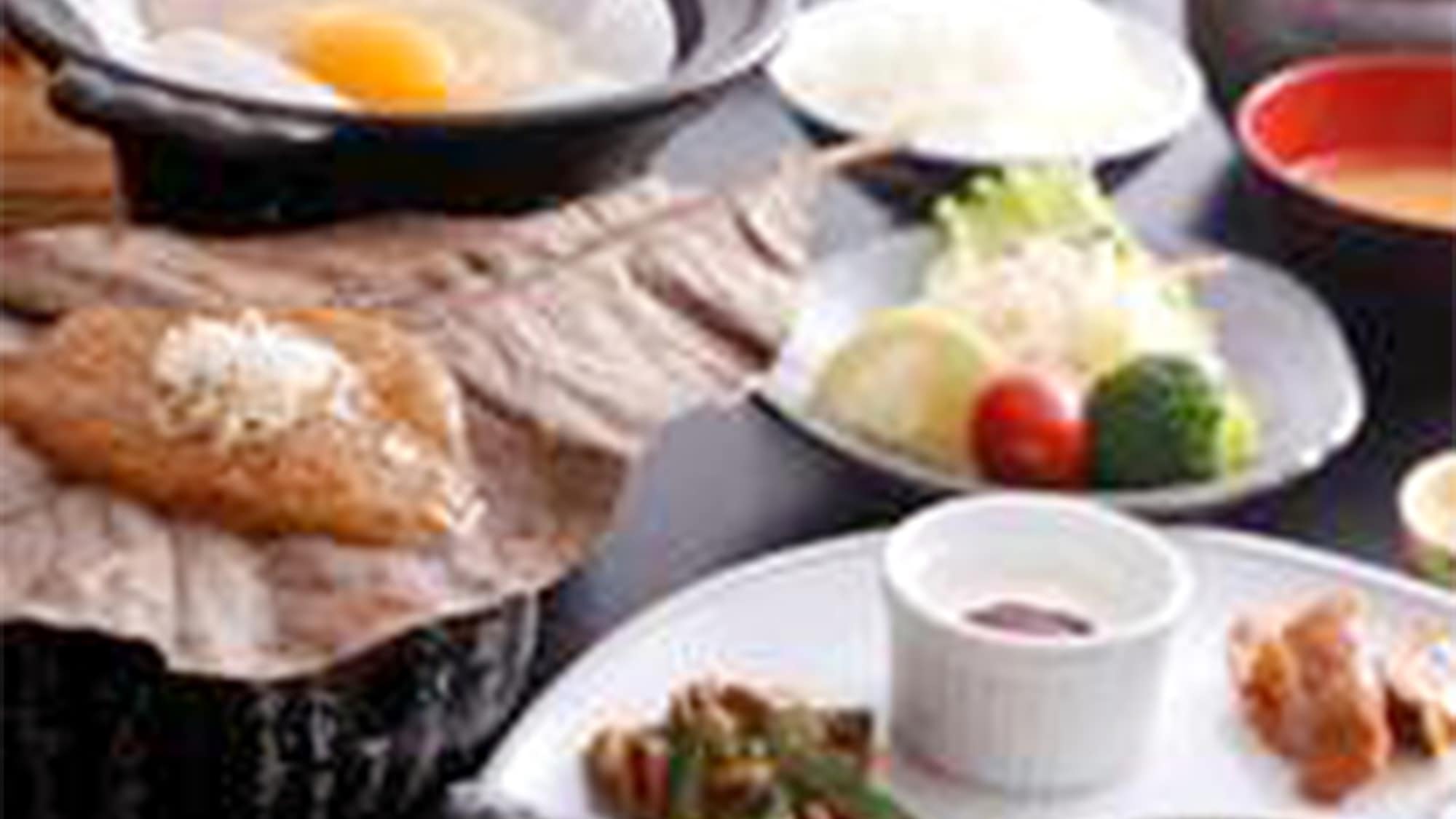 ・ For breakfast, you can enjoy Hida Takayama's famous "Hoba miso".