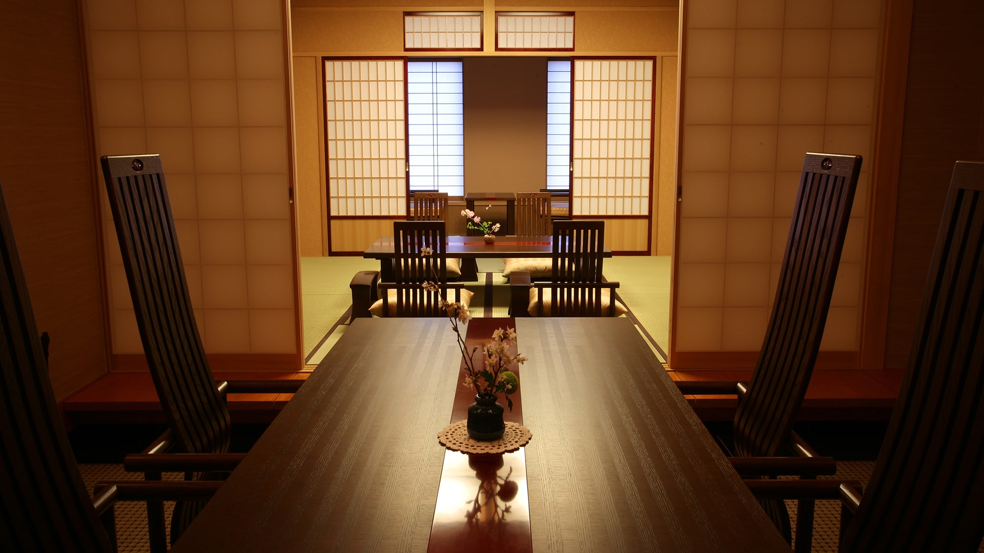 983 images