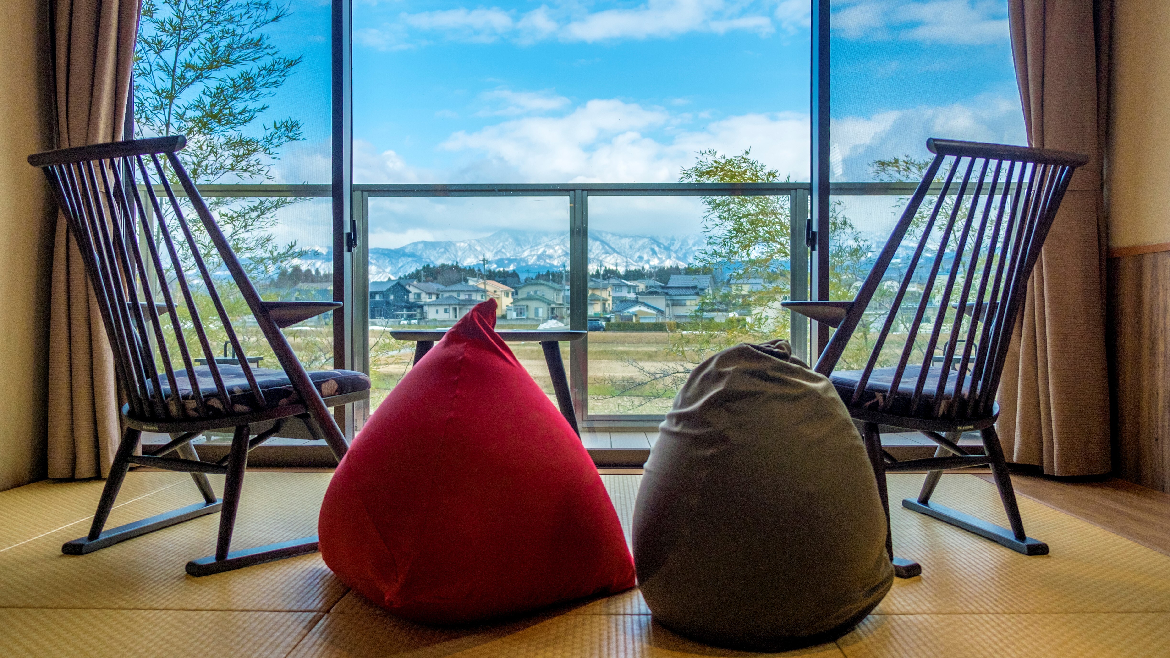 立山山脈景觀日式現代日式房床型