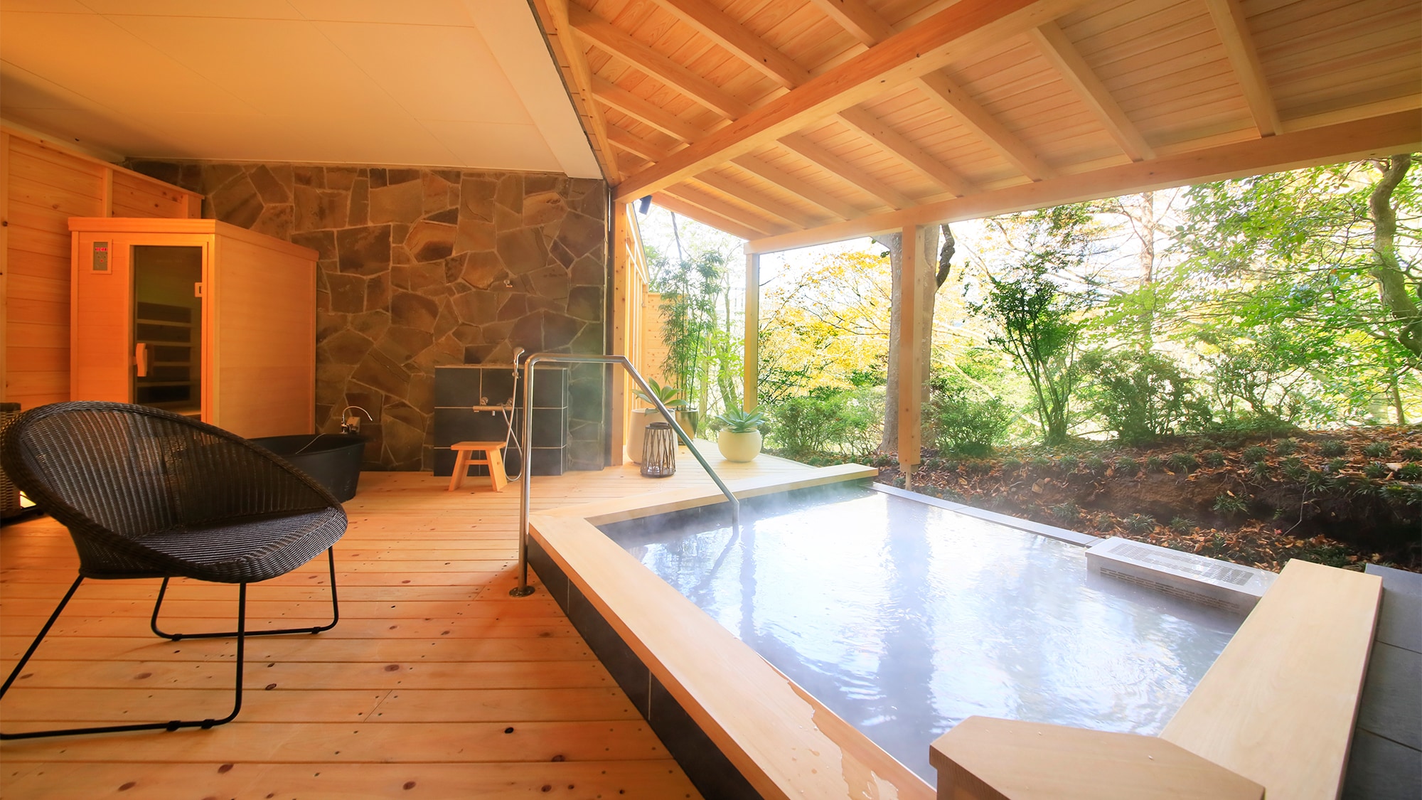 Private open-air bath