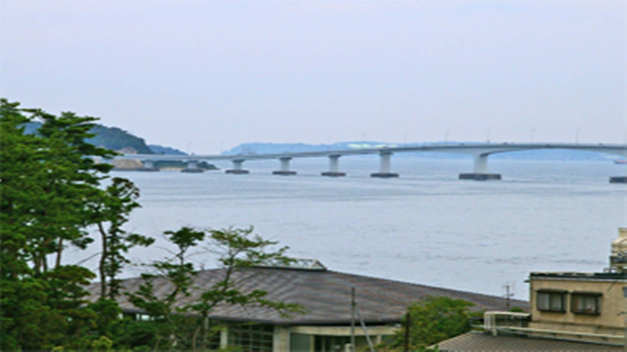 * 從窗戶可以看到能登島大橋和雙子橋！外觀因房間而異