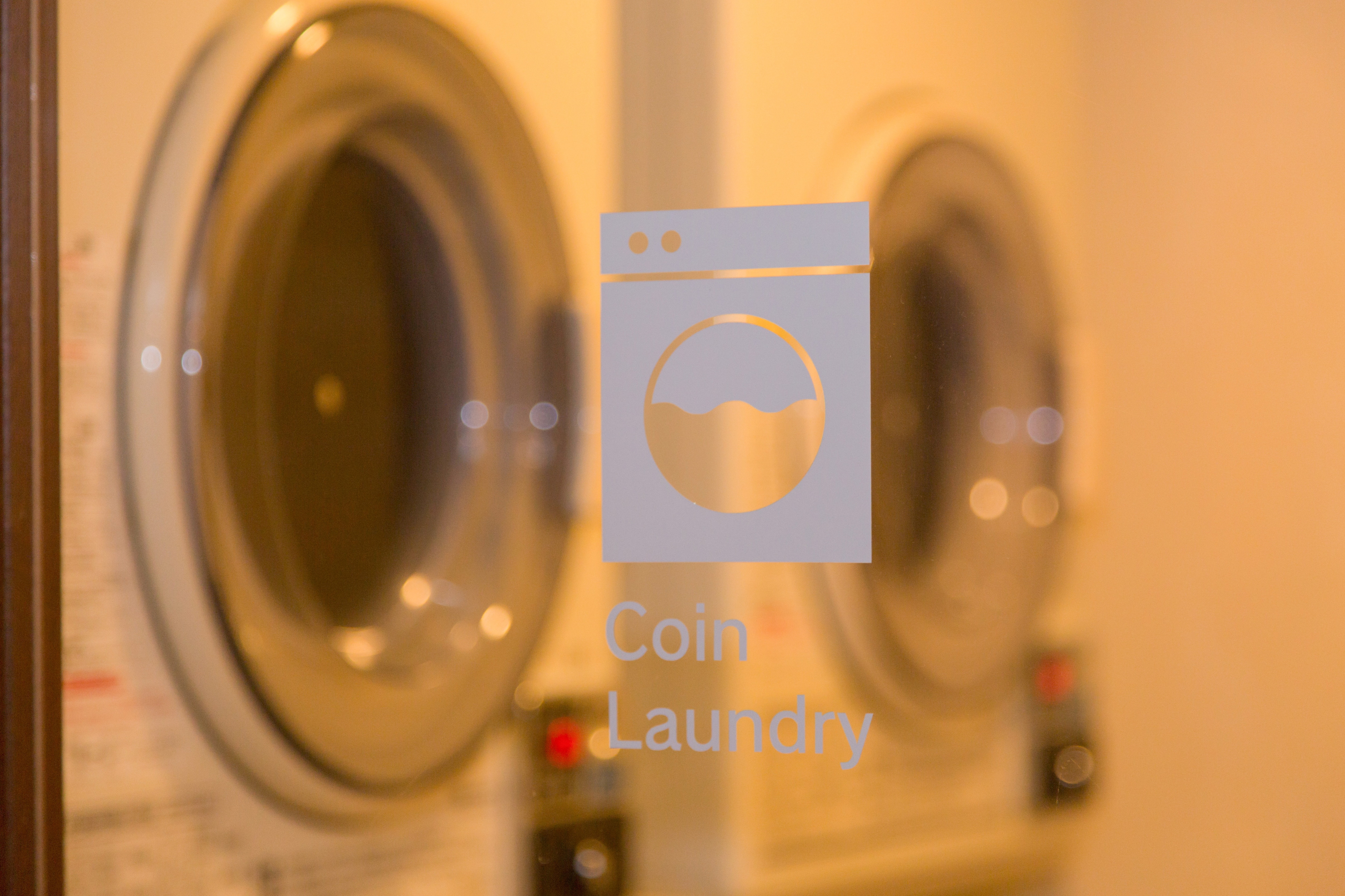 ◆Main building 3rd, 5th, and 7th floors◆ Coin laundry (washing and drying) *Detergent sold at the front desk