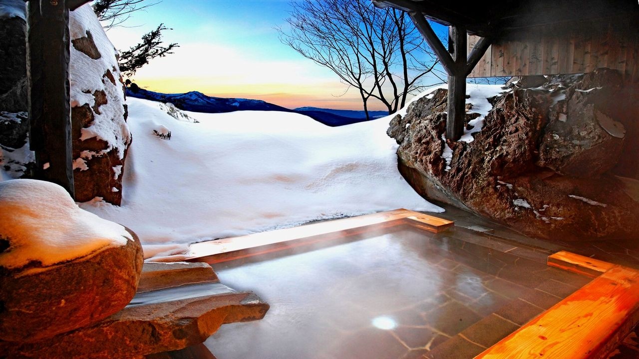Winter open-air bath