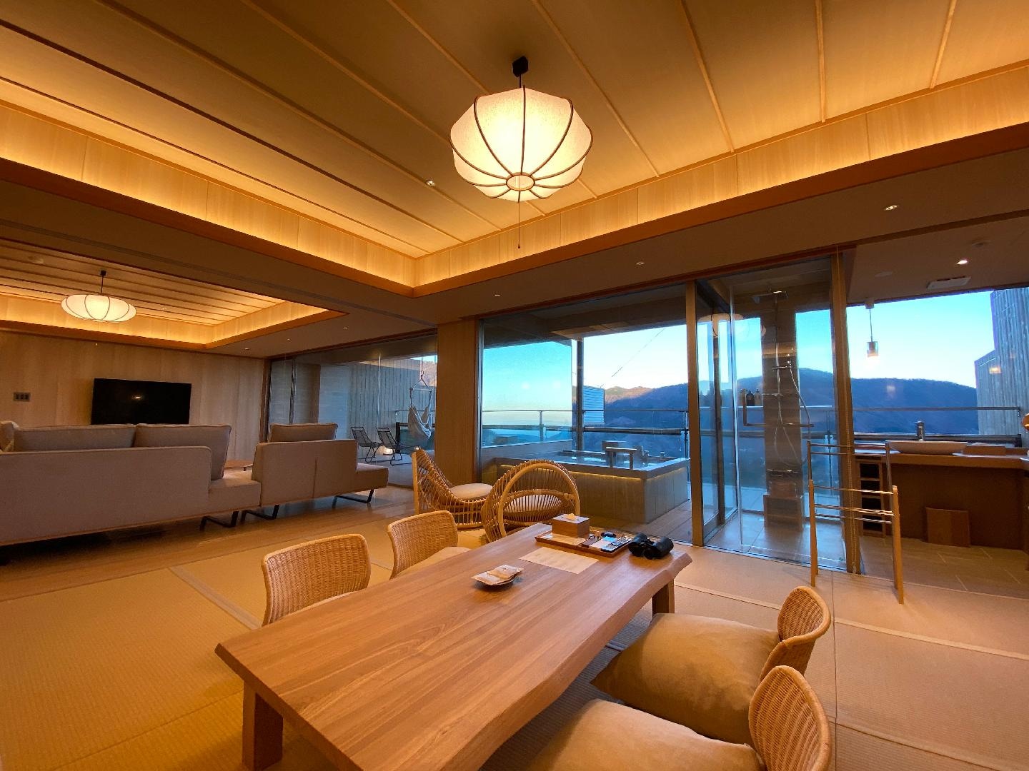 Japanese-Western room 115㎡ (example)