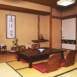 Japanese-style room