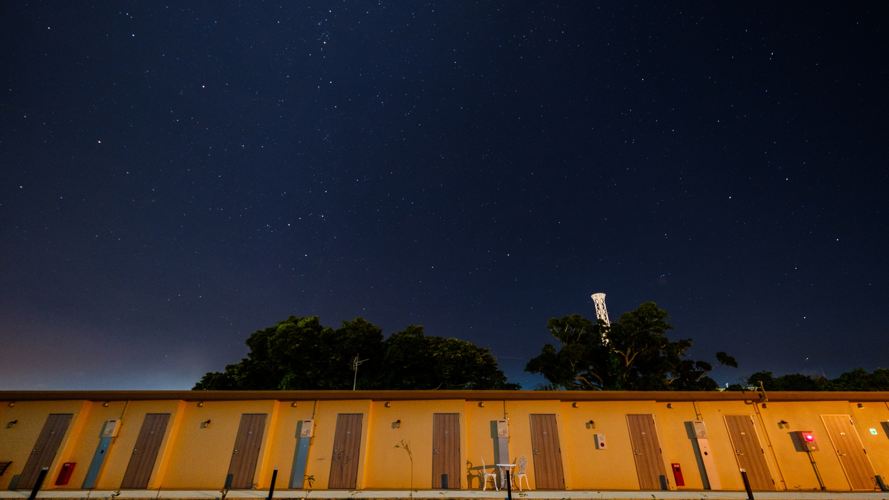 You can enjoy the stars in the sky on the large grounds of the hotel ☆