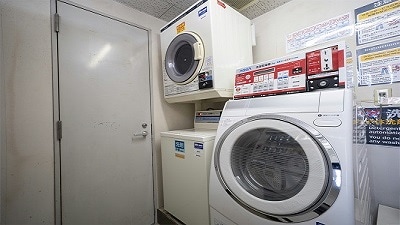 The coin laundry is on the 5th floor.
