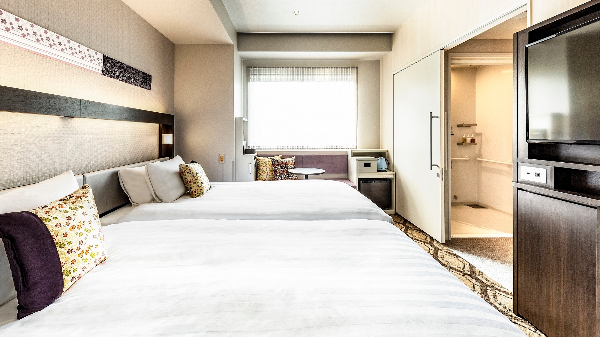 [22 square meters] Universal Twin (Sakura)