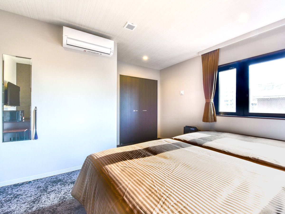 Premium twin room