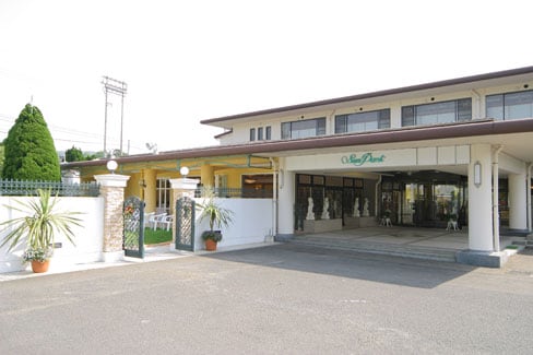 Bright exterior and ample parking space