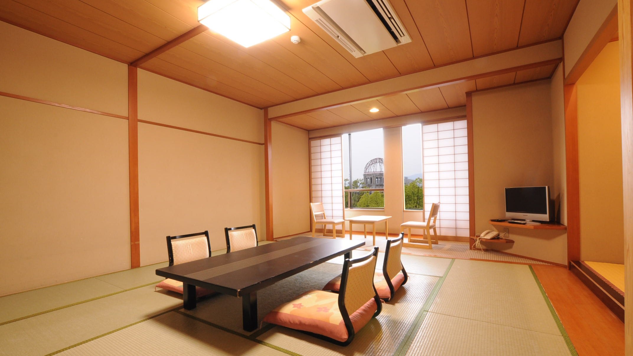 ■ Japanese-style room (dome side) *Example