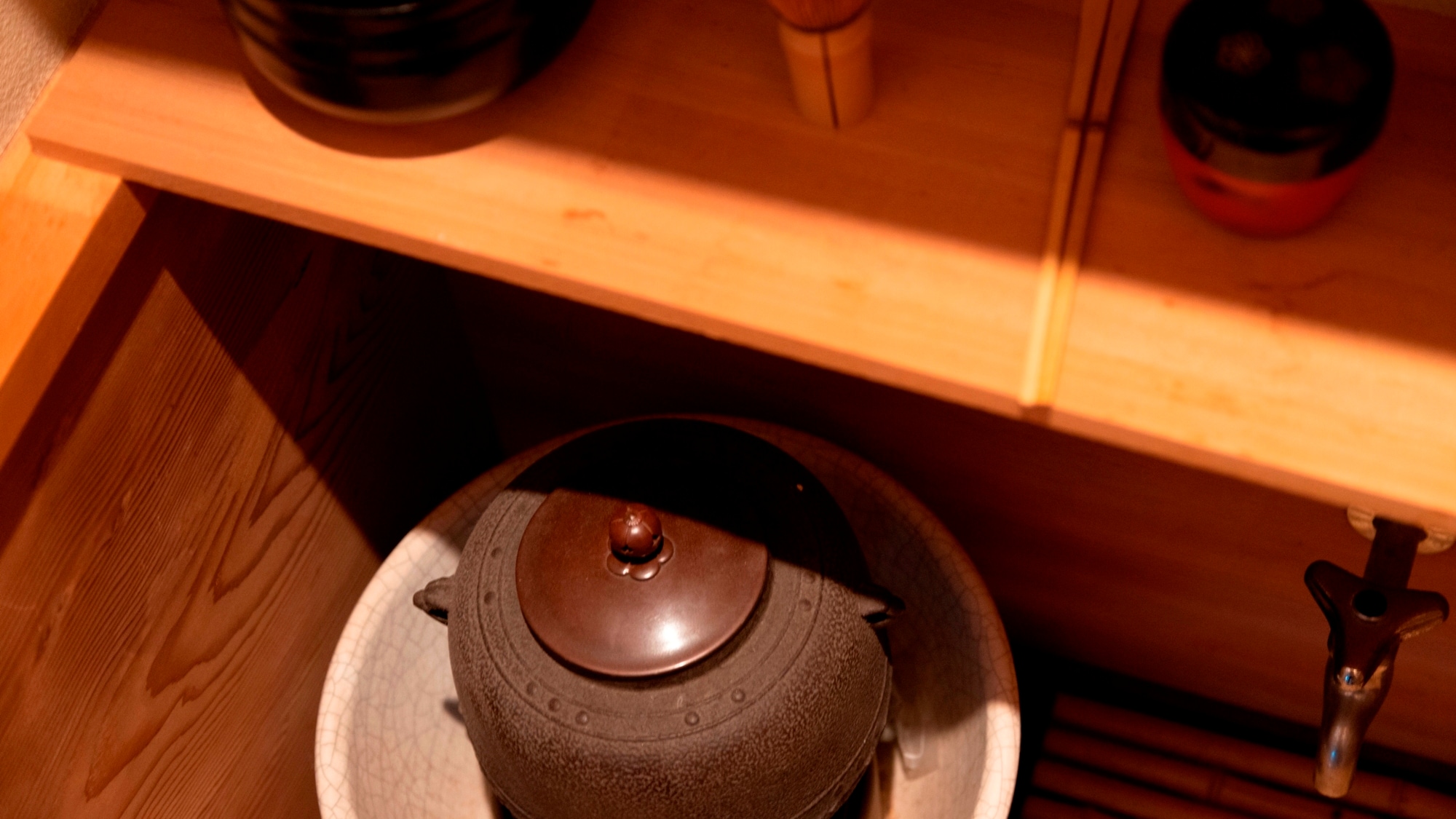 [2nd floor] We also have a tea room.