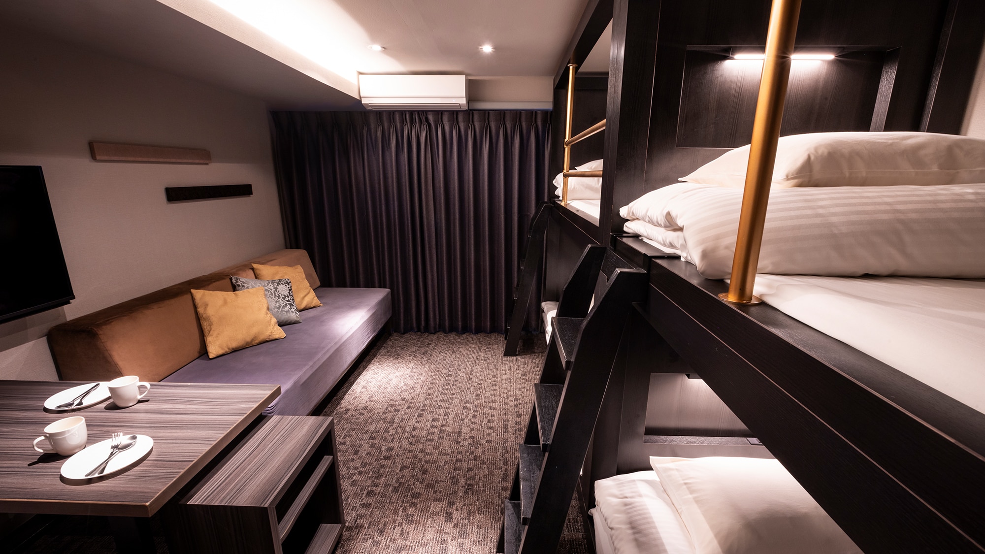 Bunk Bedroom